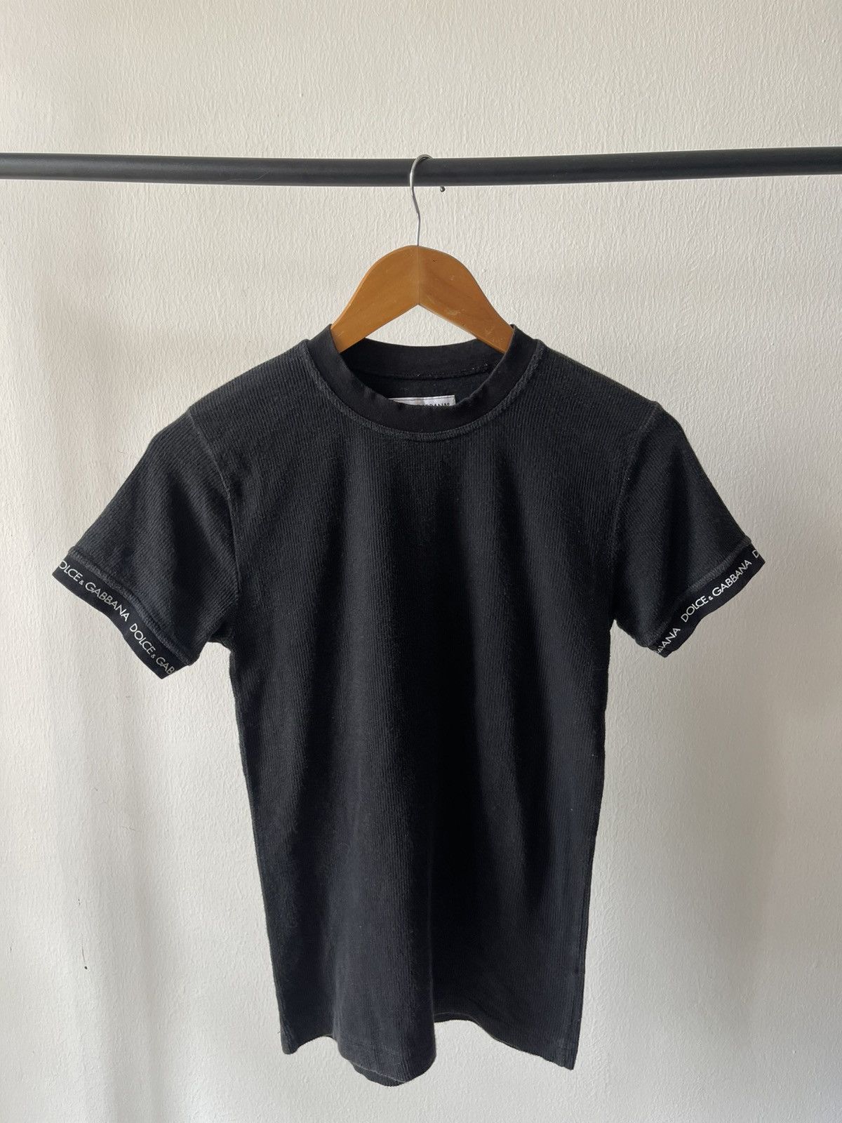 Dolce & Gabbana Dolce & Gabbana Sleeve Logo Tee Size US XS / EU 42 / 0 - 1 Thumbnail