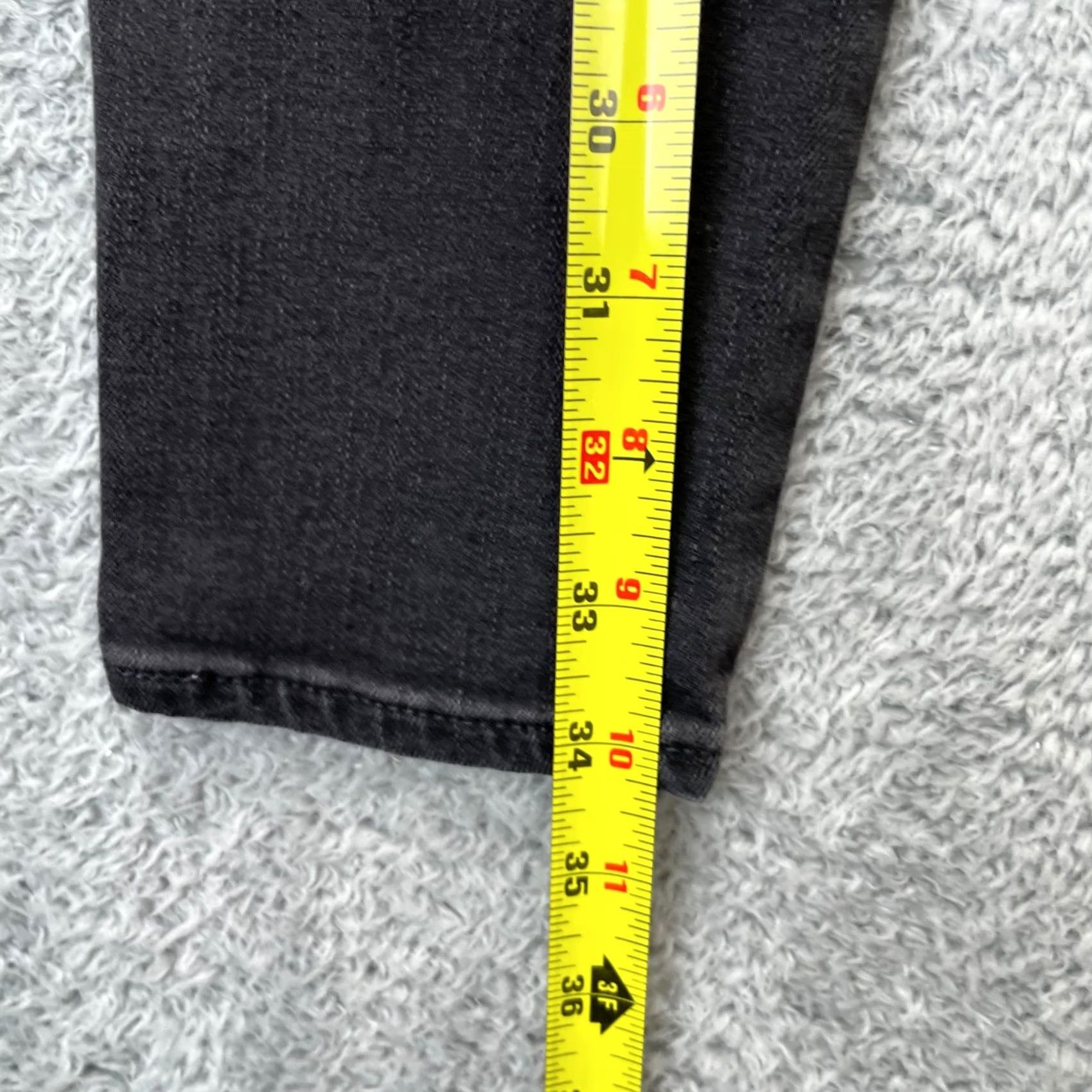 Levi's Levis 711 Jeans Womens 26 Black Skinny Leg Denim Dark Wash Logo Cotton Stretch Jeans Size 26" / US 2 / IT 38 - 6 Thumbnail