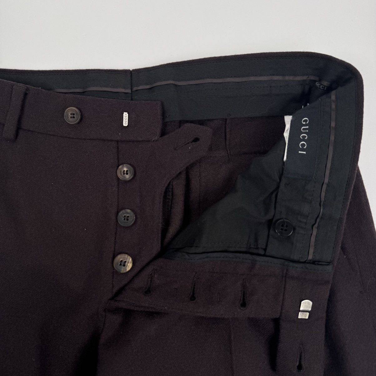 Gucci GucciTom Ford 1990’s Wool Flared Relaxed Suit Trousers/Pants Size US 32 / EU 48 - 3 Thumbnail