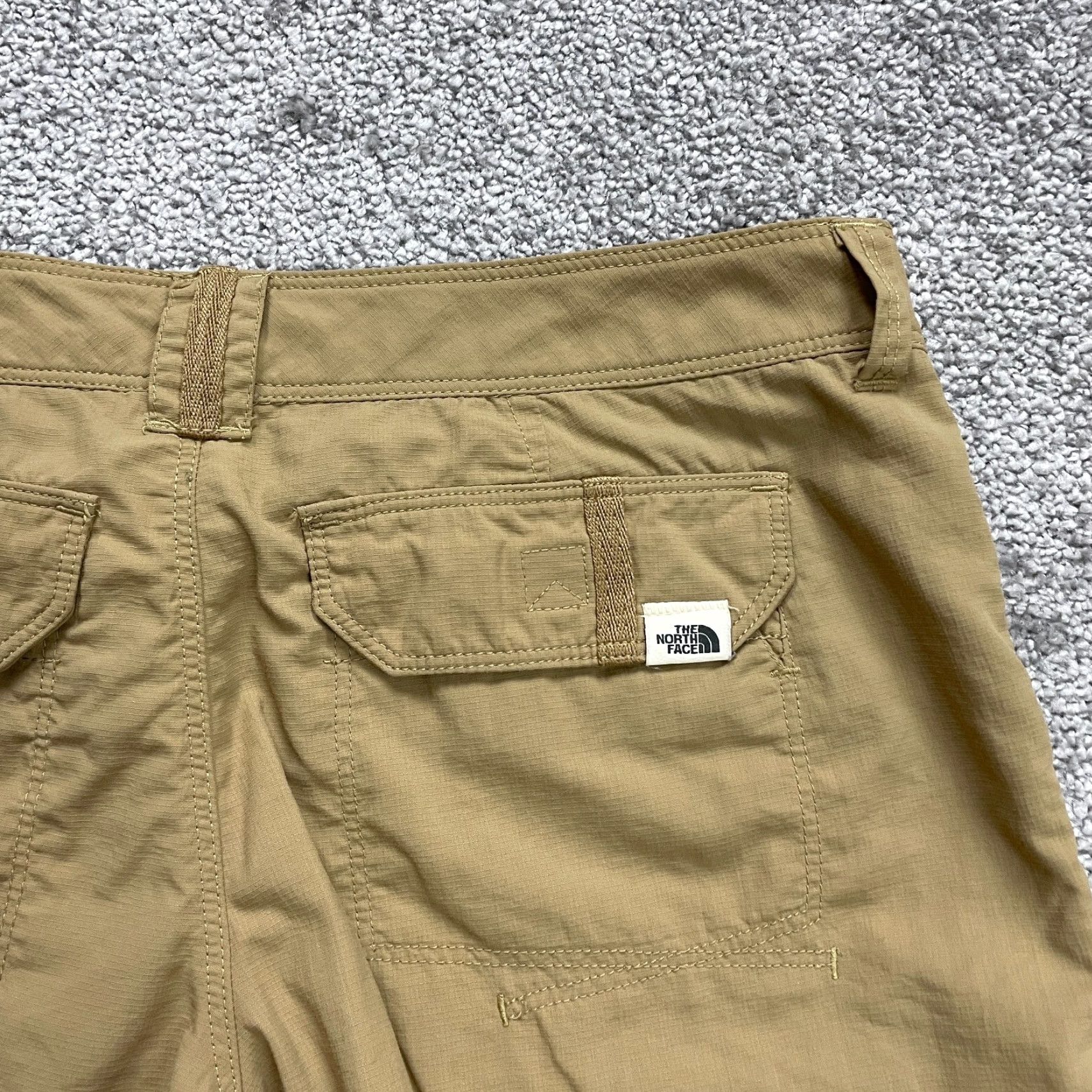 The North Face The North Face Bermuda Shorts Womens 4 Brown Nylon Mid Rise Casual Outdoor 30x6 Size 27" / US 4 / IT 40 - 3 Thumbnail