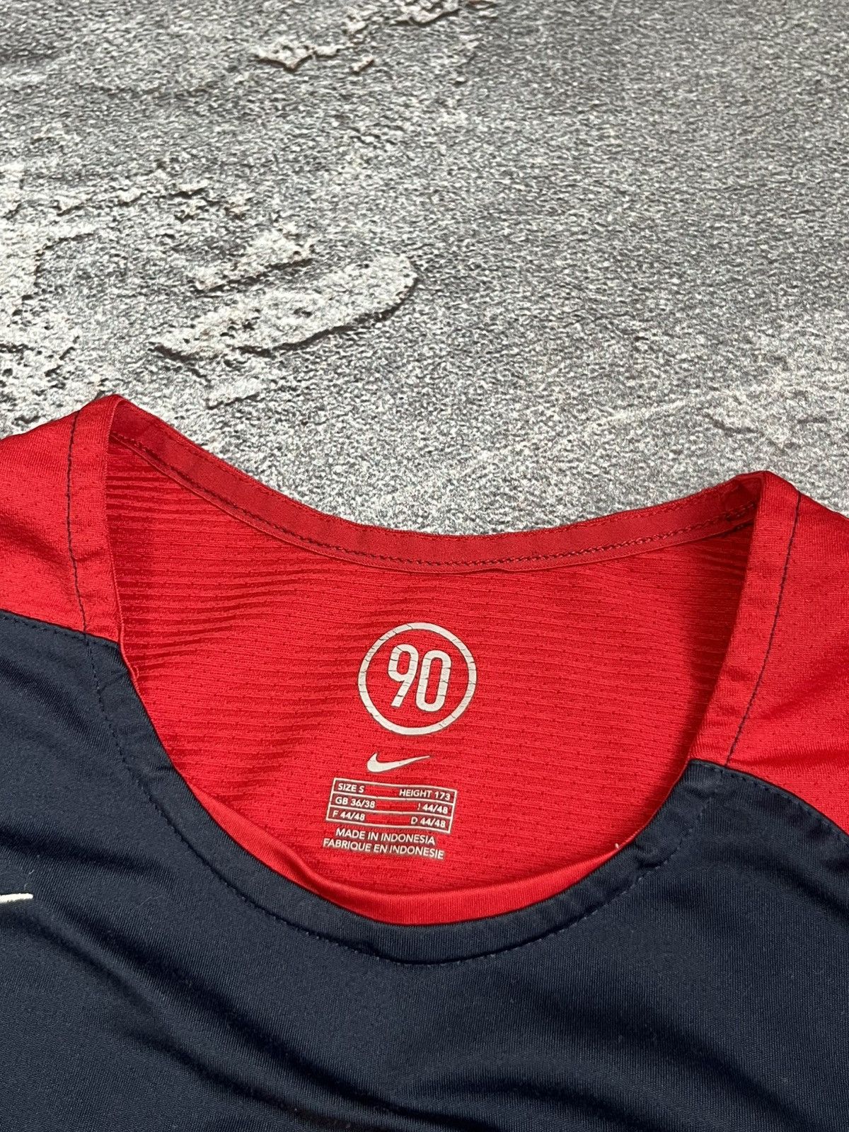 Nike Vintage 2004-2005 Nike Total 90 Arsenal Jersey Shirt Size US S / EU 44-46 / 1 - 7 Thumbnail