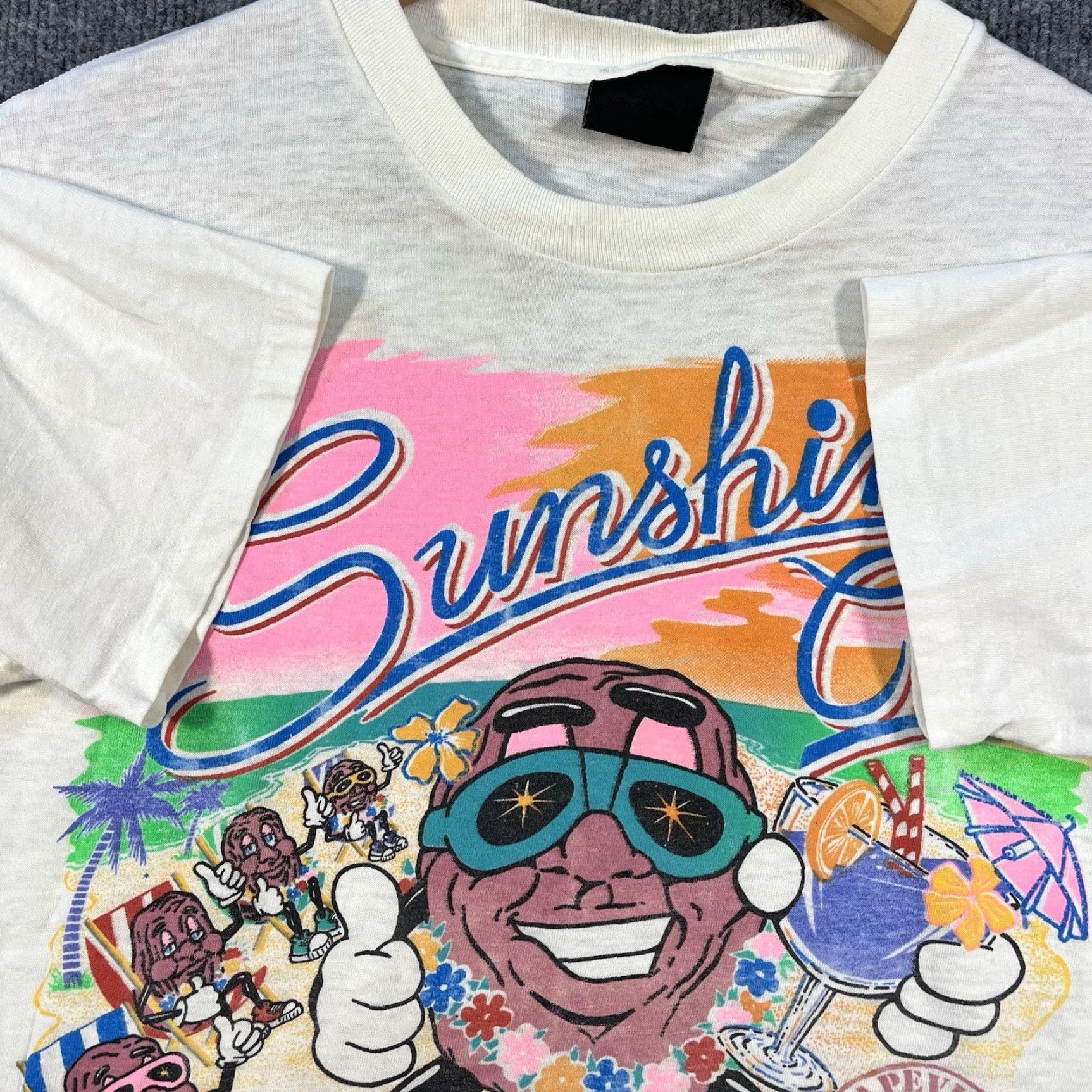 Changes VINTAGE California Raisins VTG 1987 T-Shirt Small White Cartoon 80s 90s Men Shirt Short Sleeve Size US S / EU 44-46 / 1 - 7 Thumbnail