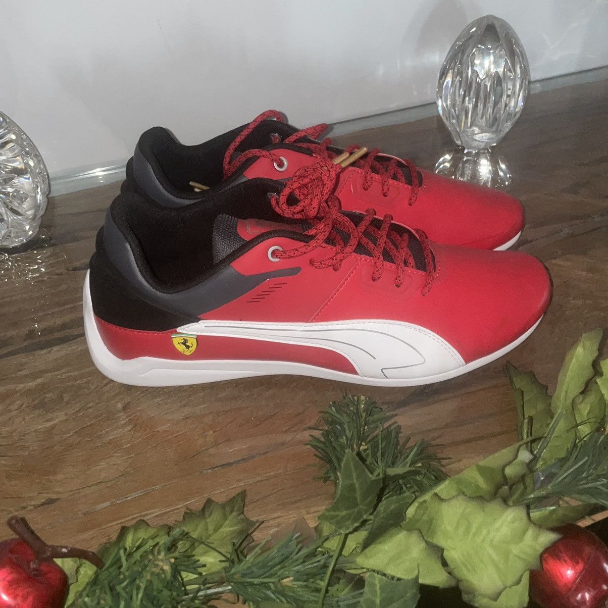 Ferrari × Puma Puma Ferrari X Drift Cat Delta Rosso Red White Size 10 Size US 10 / EU 43 - 1 Thumbnail