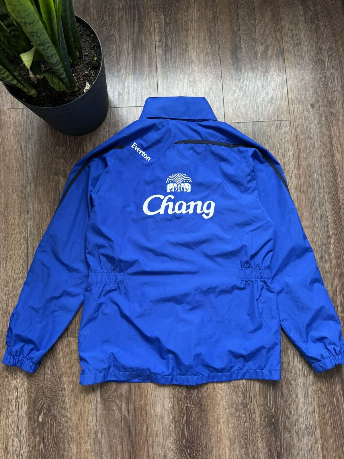 Umbro Vintage Men’s M Everton Training Football Soccer Light jacket Size US M / EU 48-50 / 2 - 11 Thumbnail
