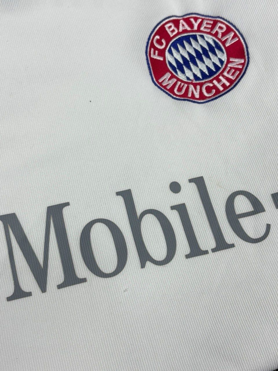 Adidas Vintage Adidas Bayern Munchen 2002-2004 Away Football Shirt Size US M / EU 48-50 / 2 - 8 Thumbnail