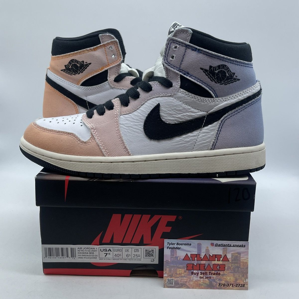 Nike Air Jordan 1 high skyline Size US 7.5 / EU 40-41 - 1 Thumbnail