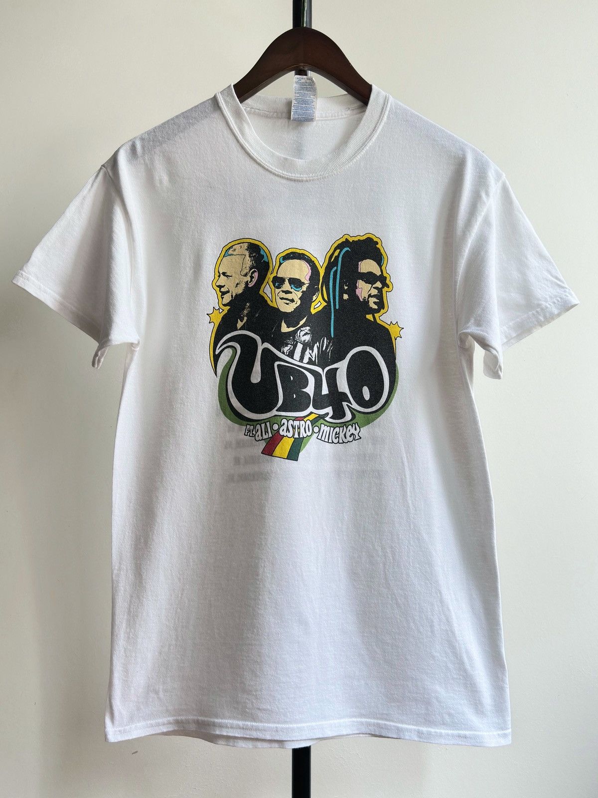 Band Tees × Vintage Vintage UB40 The Labour of Love Band Tour Tee Size US M / EU 48-50 / 2 - 1 Thumbnail