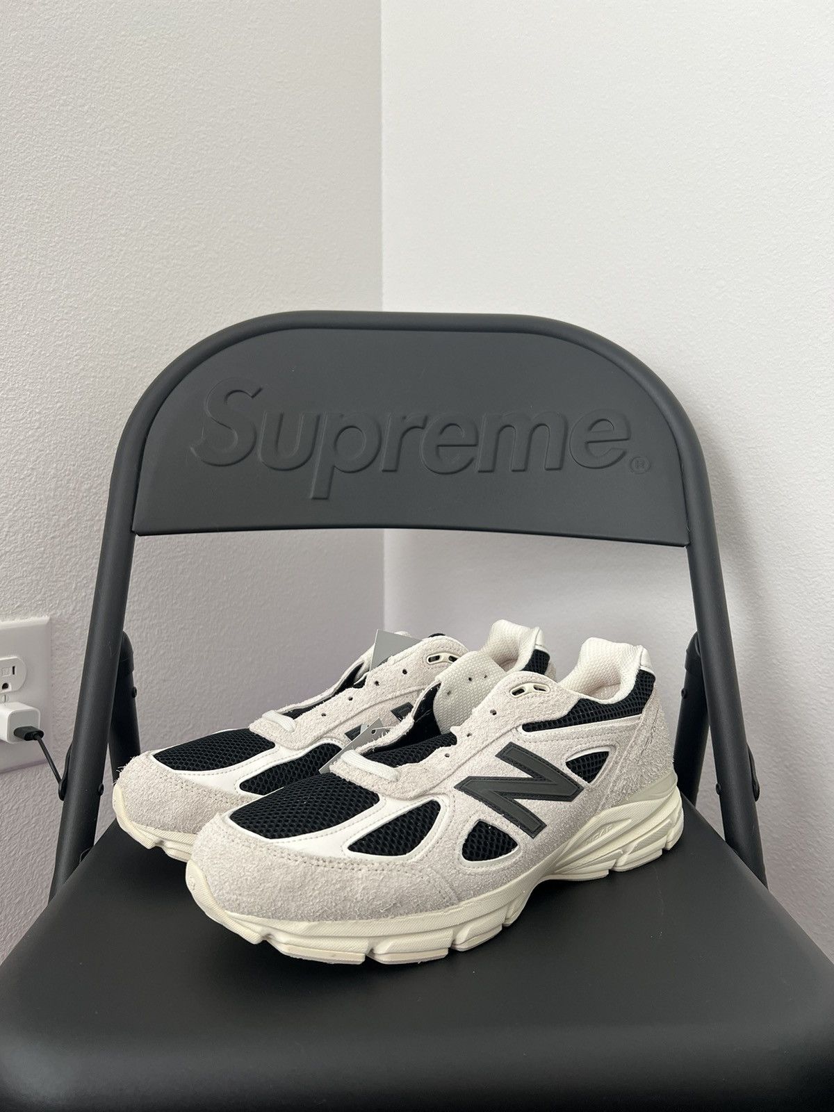 Joe Freshgoods × New Balance Joe fresh goods New balance 990v4 Intro Size US 11.5 / EU 44-45 - 3 Thumbnail