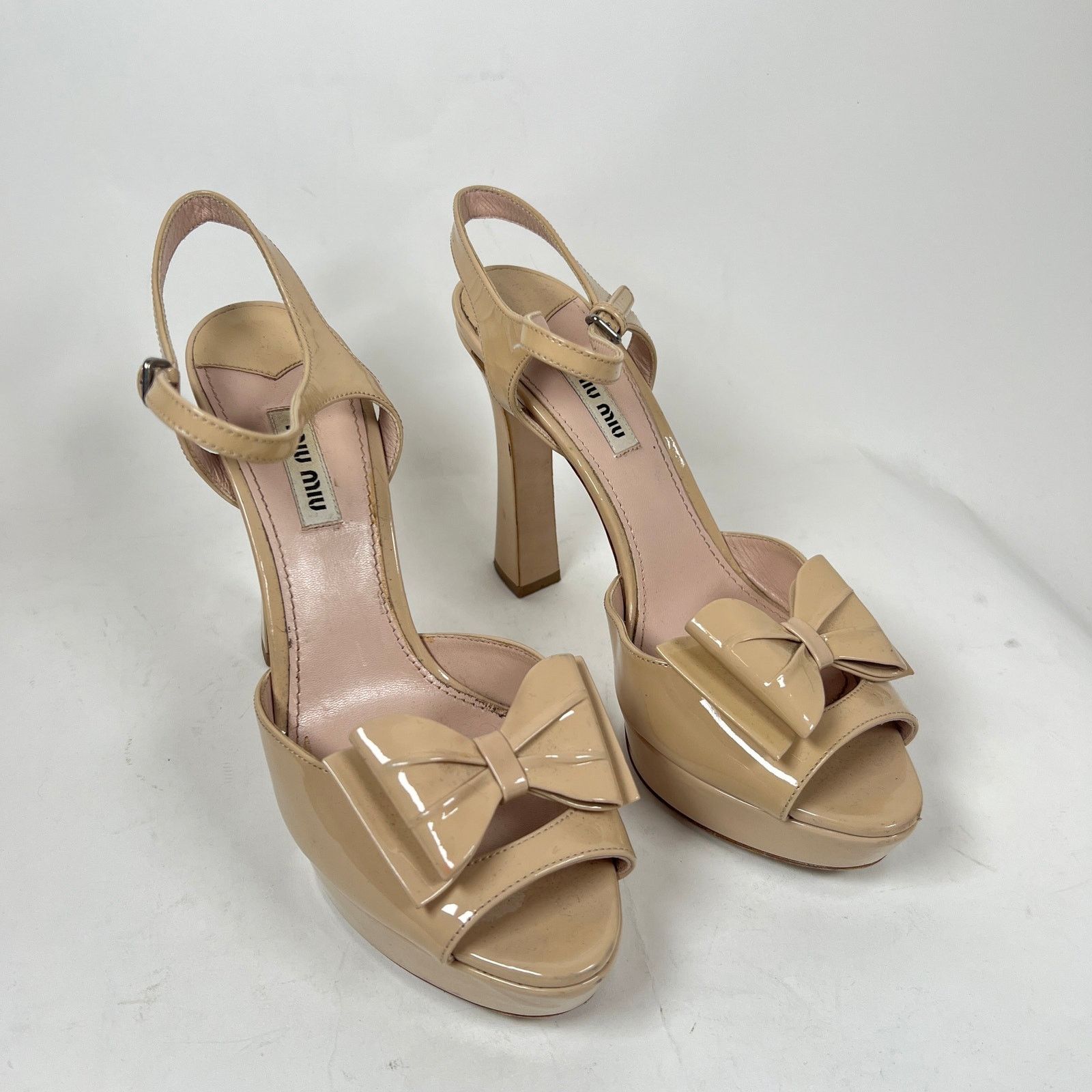 Miu Miu Miu Miu Beige Patent Leather Bow Heels Size 39 Size US 9 / IT 39 - 6 Thumbnail