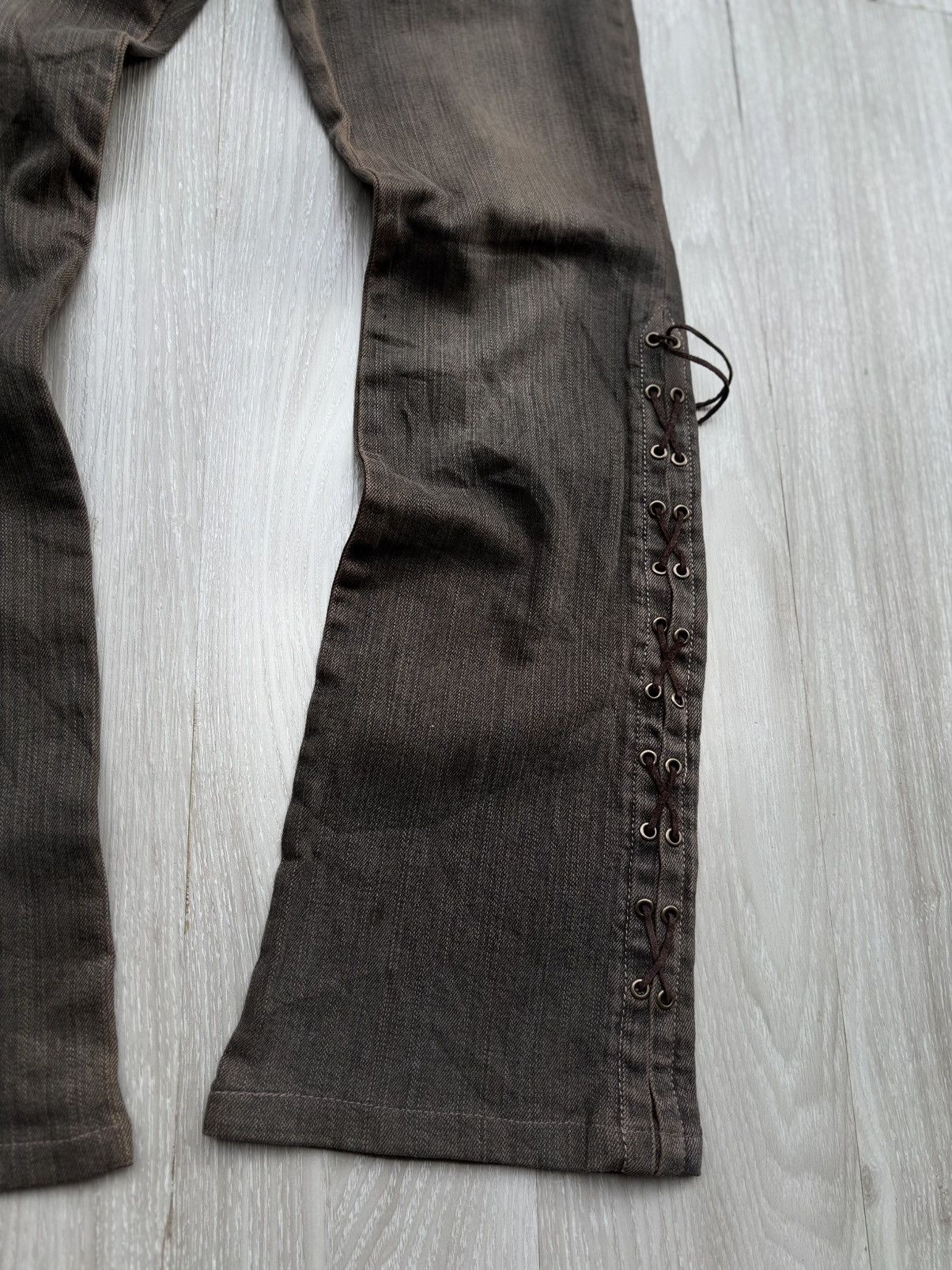 Japanese Brand Lyon mudwash mudmax distressed flare jeans Size US 26 / EU 42 - 3 Thumbnail