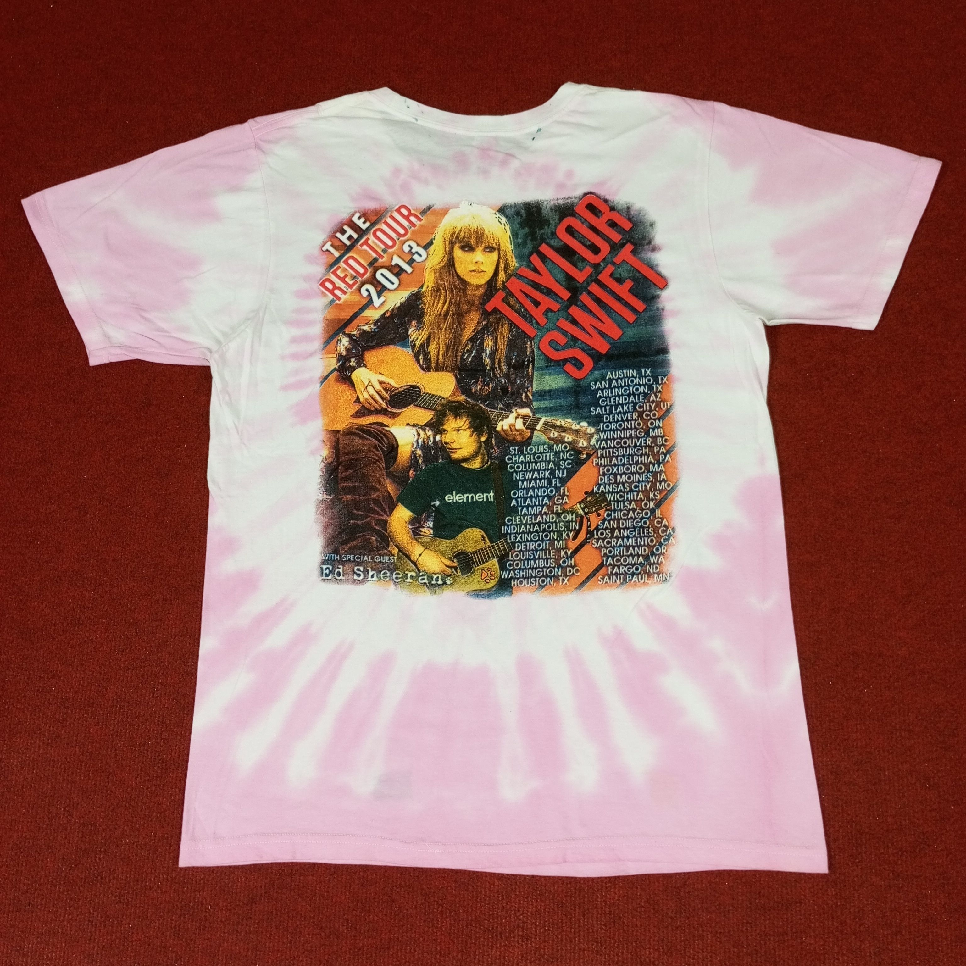 Band Tees Taylor Swift Ed Sheeran The Red Tour Tshirt Phototees Size US M / EU 48-50 / 2 - 3 Thumbnail