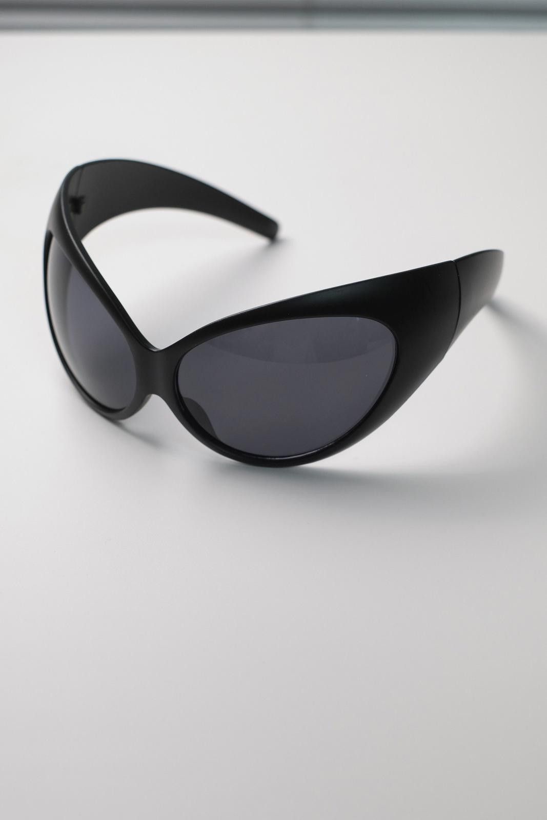 Other Y2k Vtg Avant Garde Warp Around Black Sunglasses Unisex OS Size ONE SIZE - 5 Thumbnail