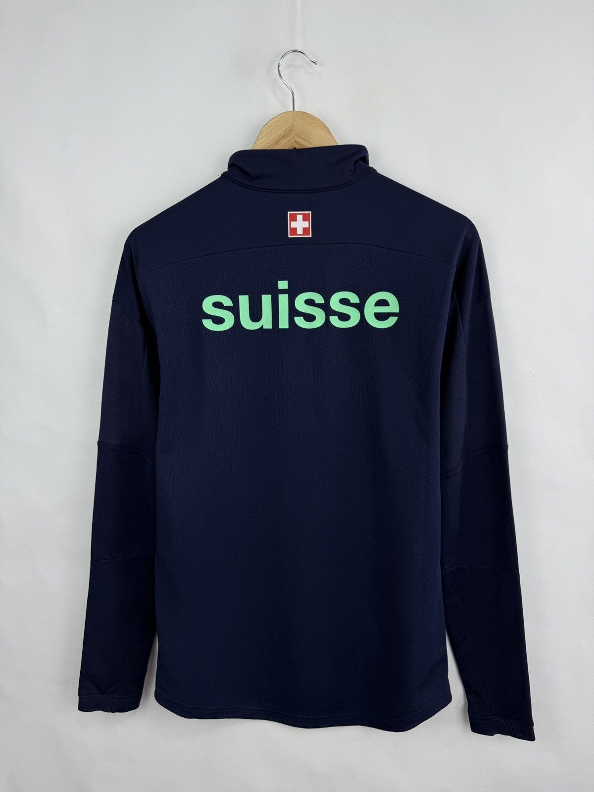 Puma 🇨🇭Y2K Puma Switzerland Suisse Soccer Jersey Long Sleeve Rare Size US M / EU 48-50 / 2 - 11 Thumbnail