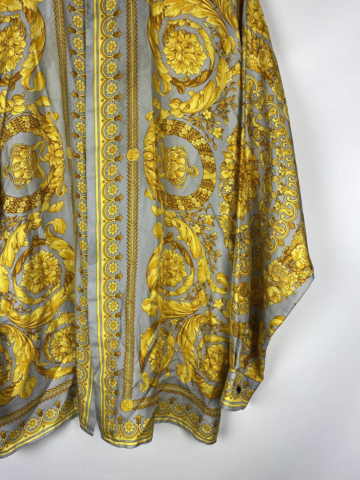 Versace Gianni Versace 90s Barocco pattern silk button up shirt Size US L / EU 52-54 / 3 - 6 Thumbnail