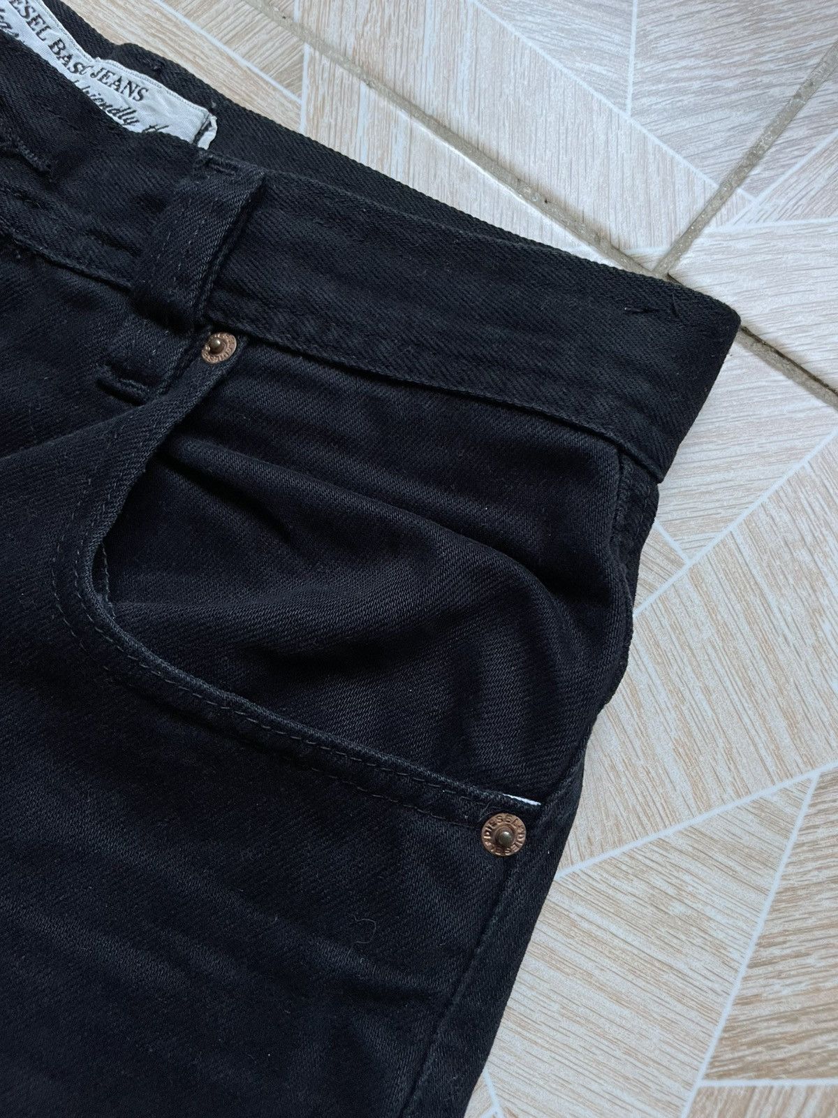 Diesel Y2K Archive Vintage Diesel Saddle Trade Mark 32 Black Denim Size US 32 / EU 48 - 9 Thumbnail