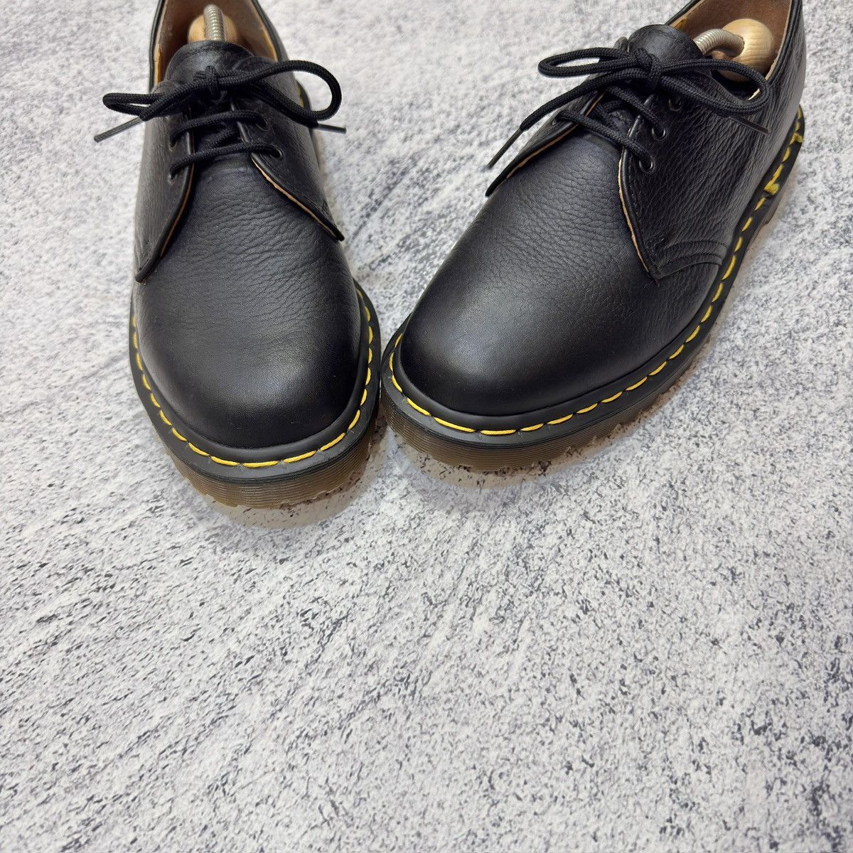 Dr. Martens Dr. Martens England Black Leather Derbies US9 UK8 EU42 27cm Size US 9 / EU 42 - 9 Thumbnail