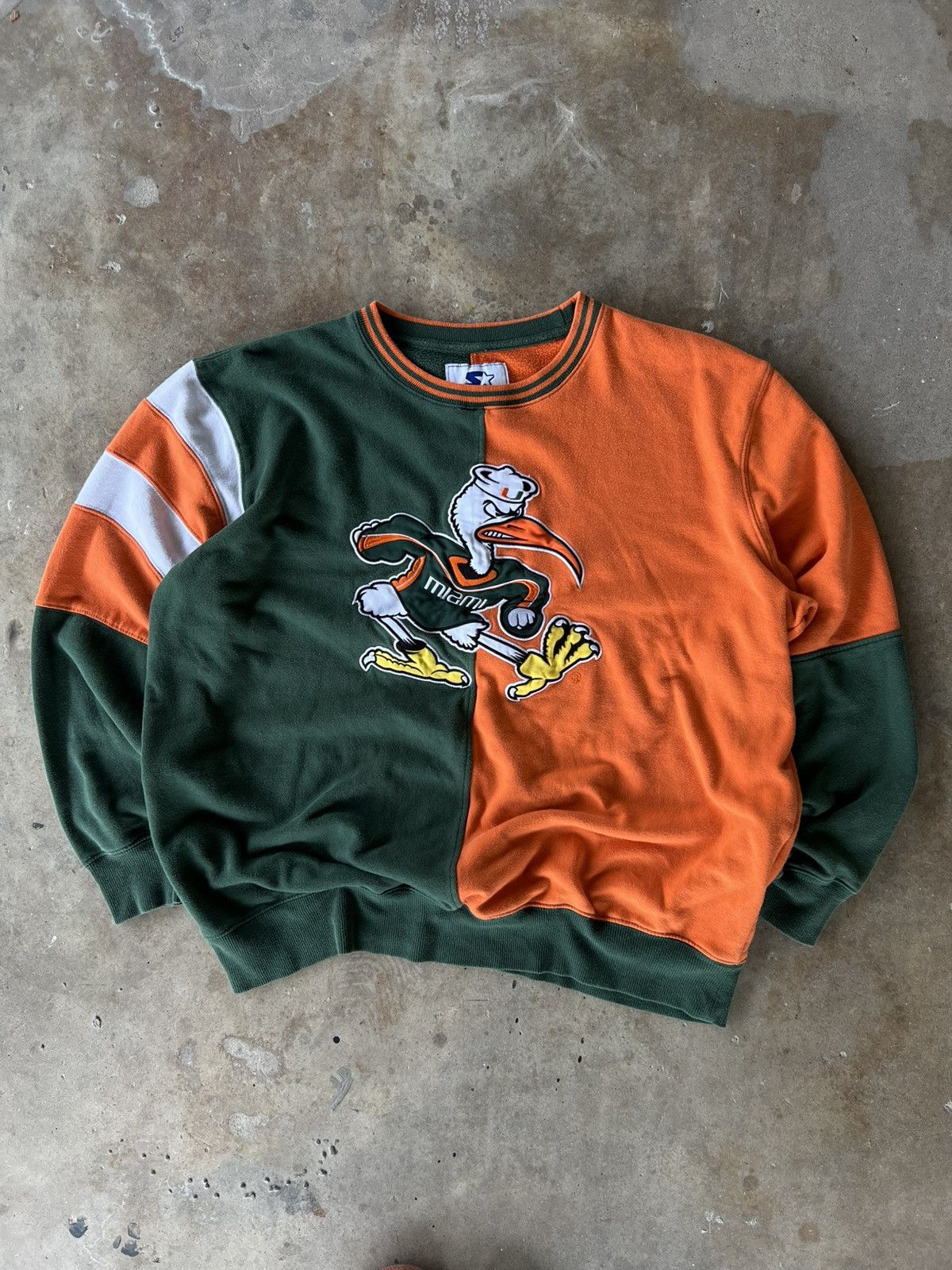 Salem Sportswear Vintage 90’s NCAA Miami Hurricanes Sweatshirt Crewneck Size US XL / EU 56 / 4 - 3 Thumbnail