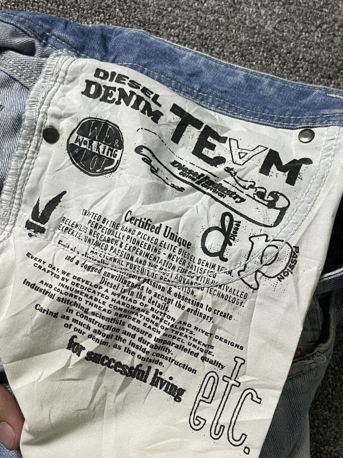 Diesel × Vintage DIESEL SAFADO SLIM FIT REGULAR JEANS (103) Size US 33 - 9 Thumbnail