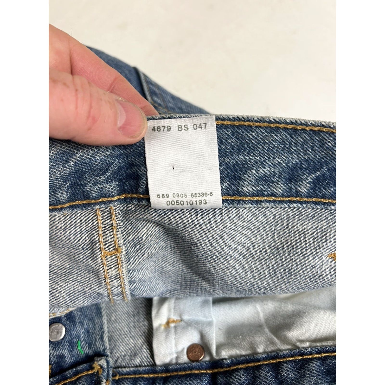 Levi's VINTAGE Levi's 501 Jeans Men's 38x30 Denim Pants Blue Dark 5-Pocket Button Fly Regular Fit USA 90s Cowboy Classicplain Size US 38 / EU 54 - 7 Thumbnail