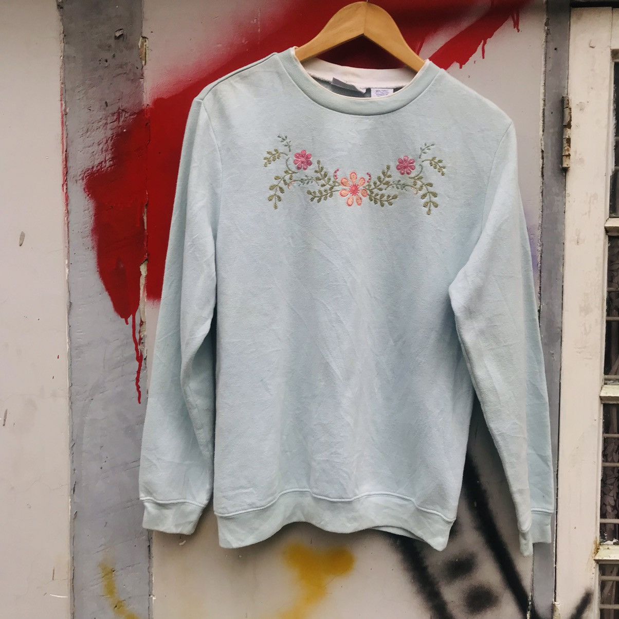 Vintage Vintage Double Crewneck Embroidered Sweatshirts Size US M / EU 48-50 / 2 - 2 Thumbnail
