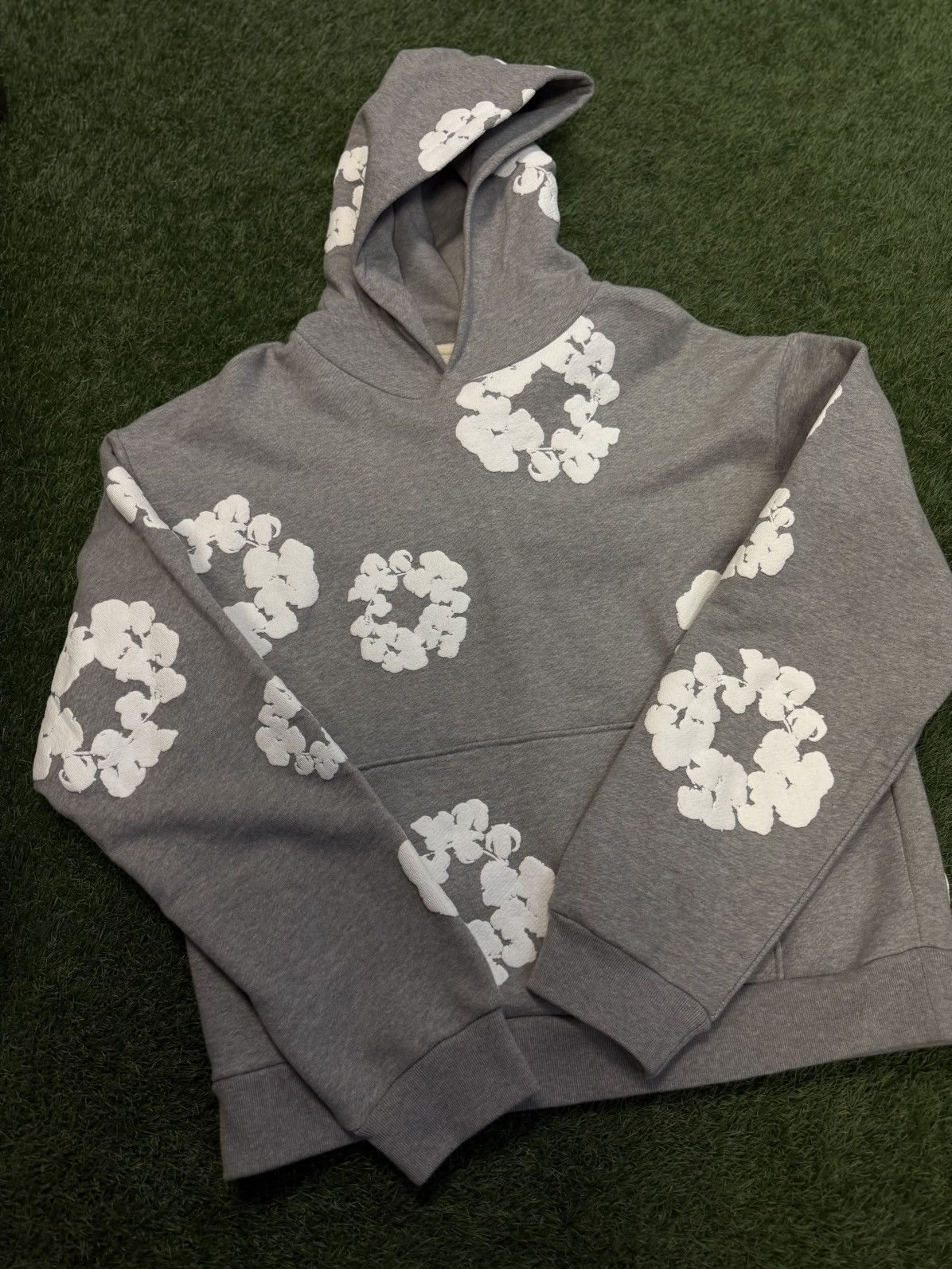 DENIM TEARS Denim Tears OG Cotton Wreath Grey Hoodie Size XXL Size US XXL / EU 58 / 5 - 3 Thumbnail