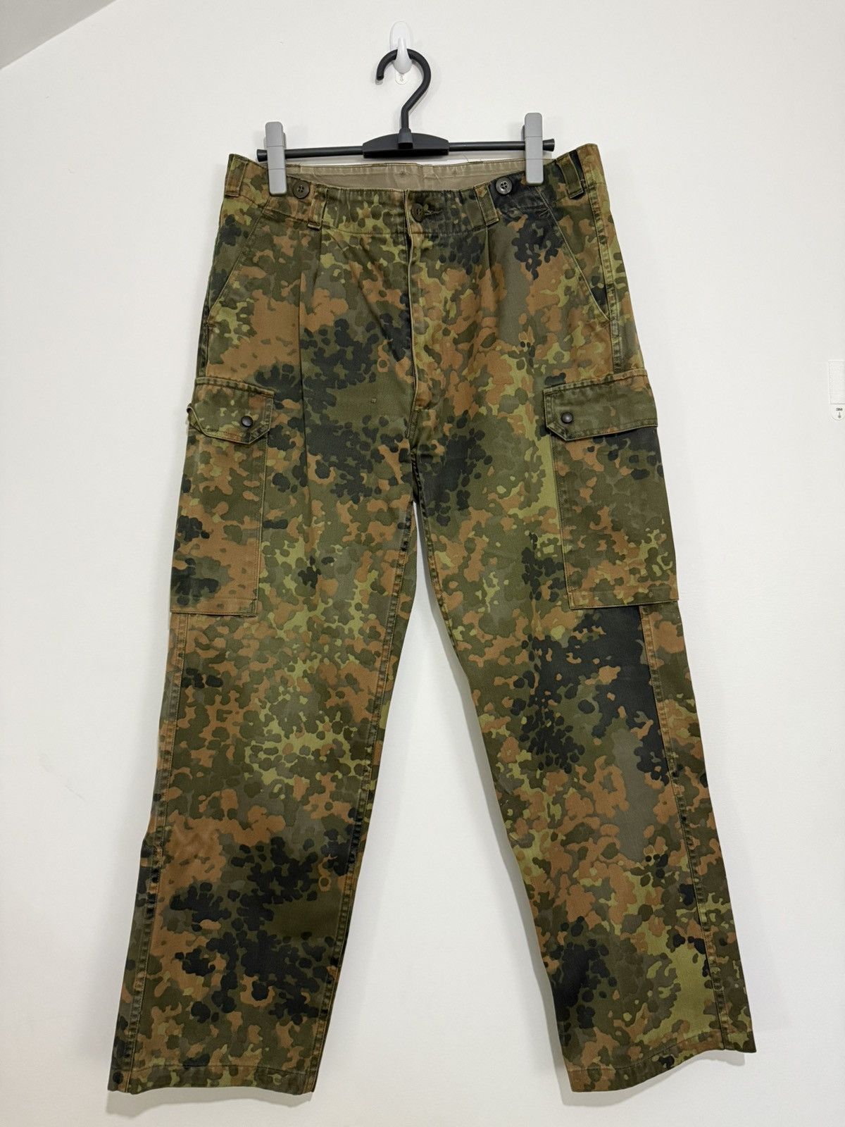 Vintage Vintage German Flecktarn military Cargo battle pants Size US 36 / EU 52 - 1 Thumbnail