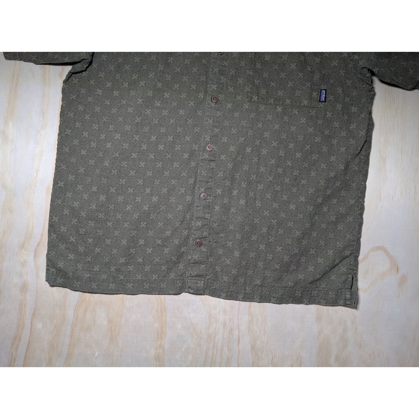Patagonia Patagonia Men's Large Short Sleeve Button Up Shirt Green Size US L / EU 52-54 / 3 - 2 Thumbnail