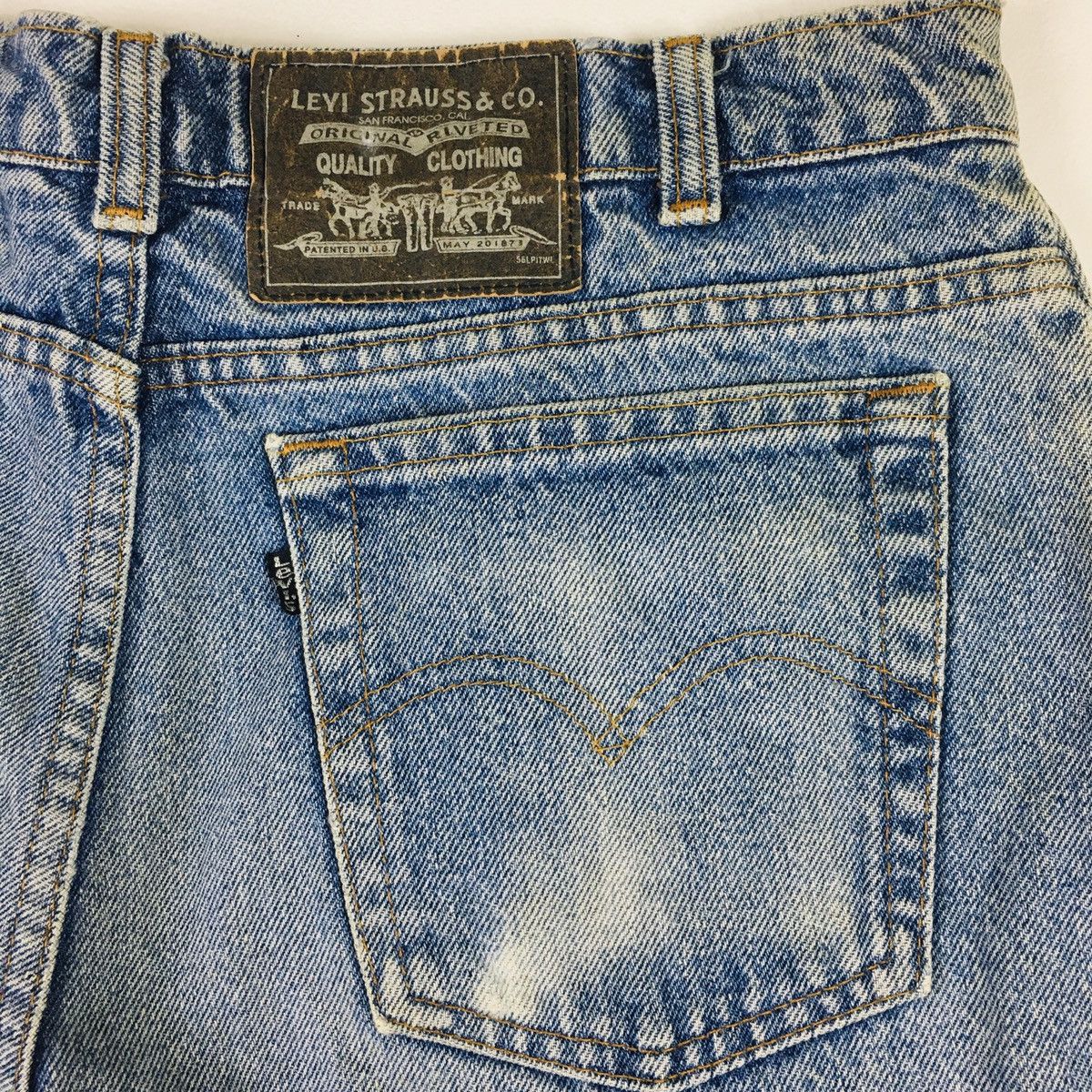 Levi's Vintage Clothing Vintage 80s Levi’s Button Stamp Number 1 Black Tab Canada Size US 34 / EU 50 - 7 Thumbnail