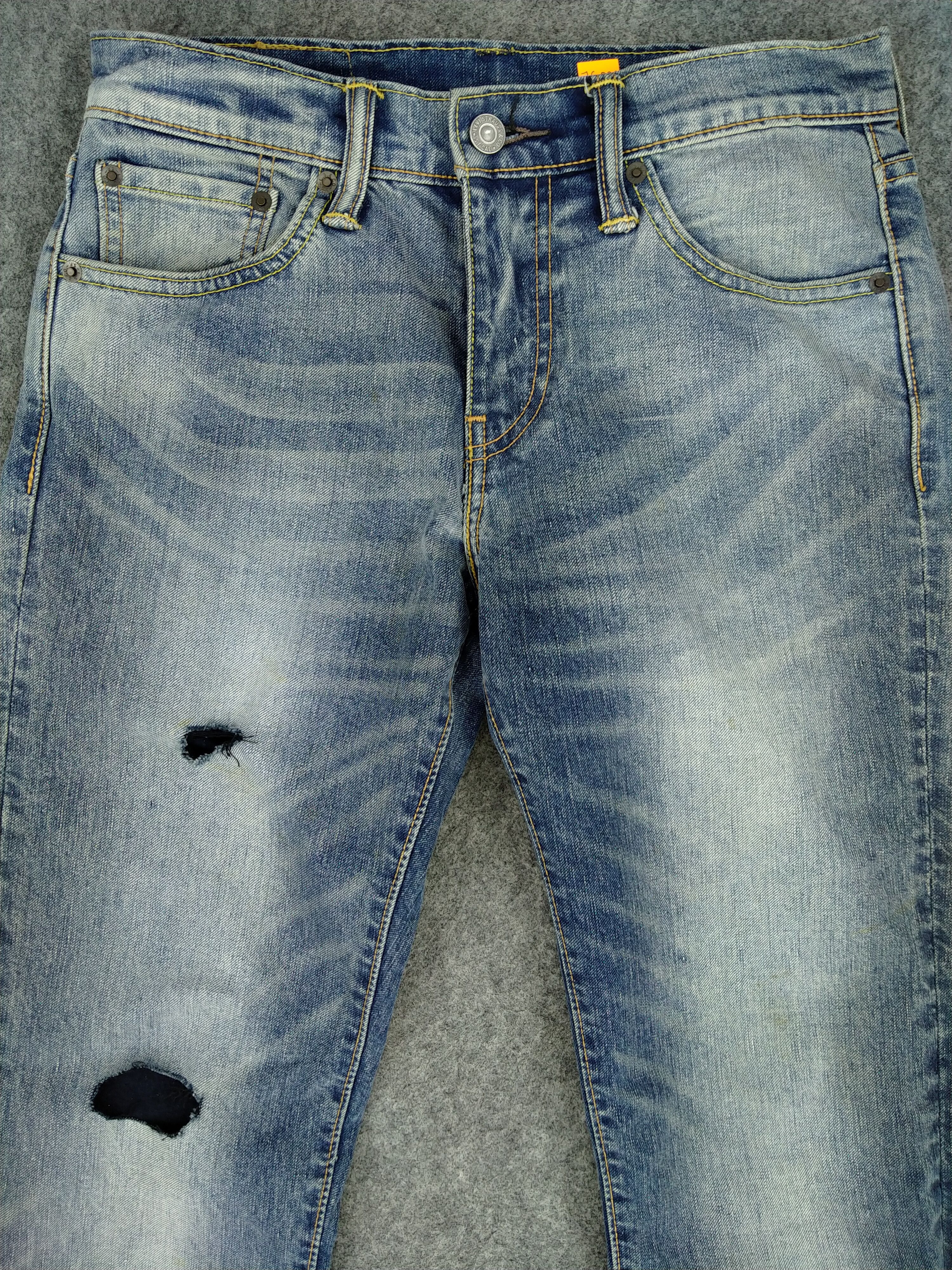 Levi's Blue/Indigo Distressed Vintage Levi's 511 29x31 Denim -JG020 Size US 29 - 3 Thumbnail