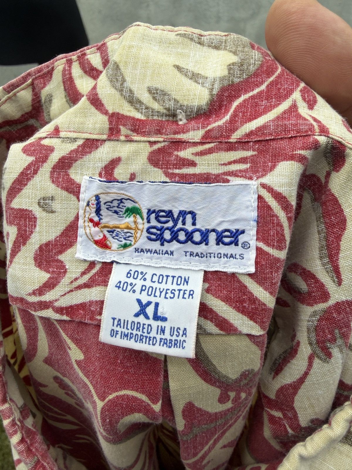 Reyn Spooner PreOwned Reyn Spooner Red Hawaiian Print 3/4 Button Men's XL Size US XL / EU 56 / 4 - 4 Thumbnail