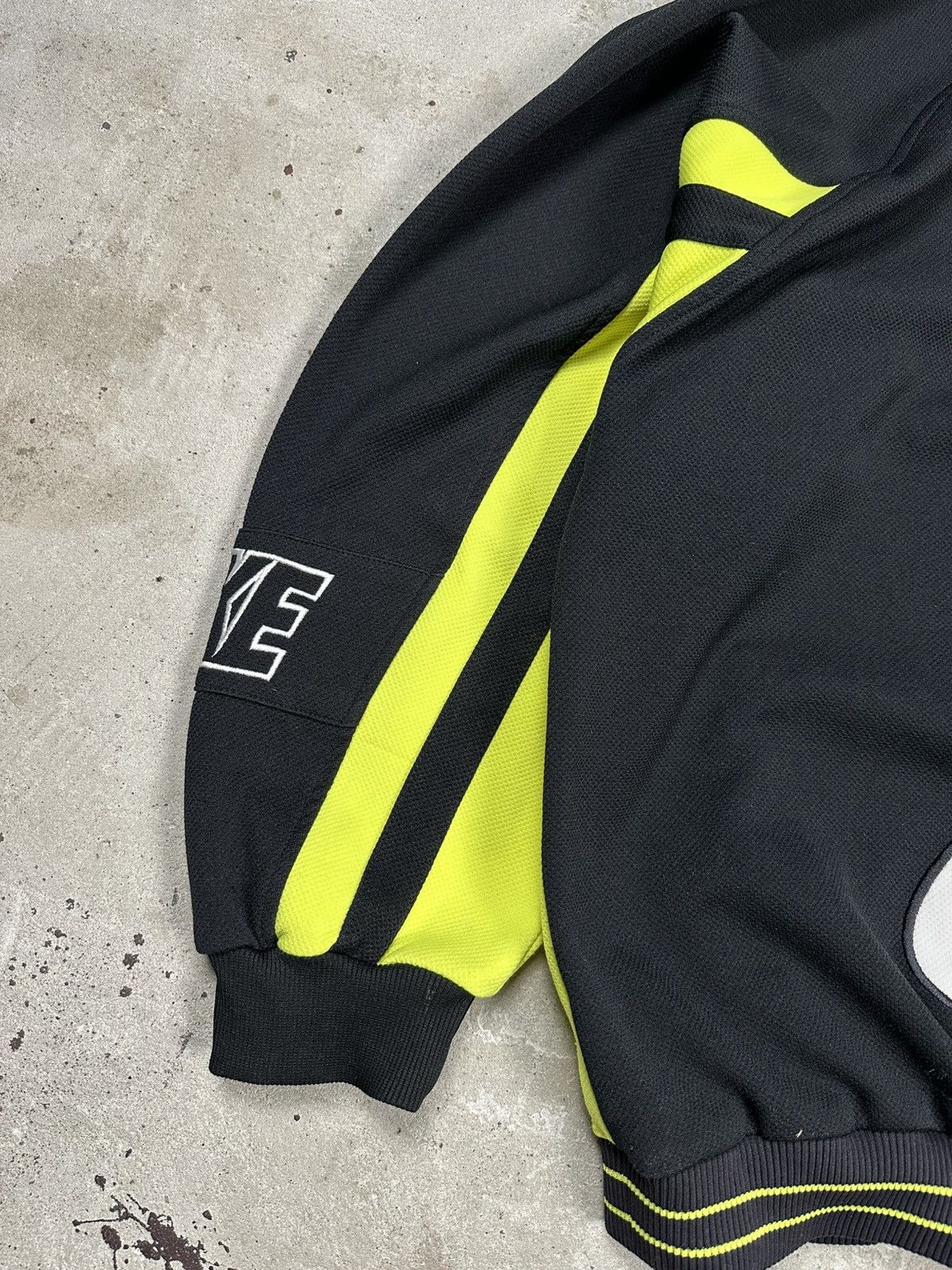 Nike Vintage 90s Nike Black Neon Track Jacket Multi Swoosh Logo Size US XL / EU 56 / 4 - 16 Thumbnail
