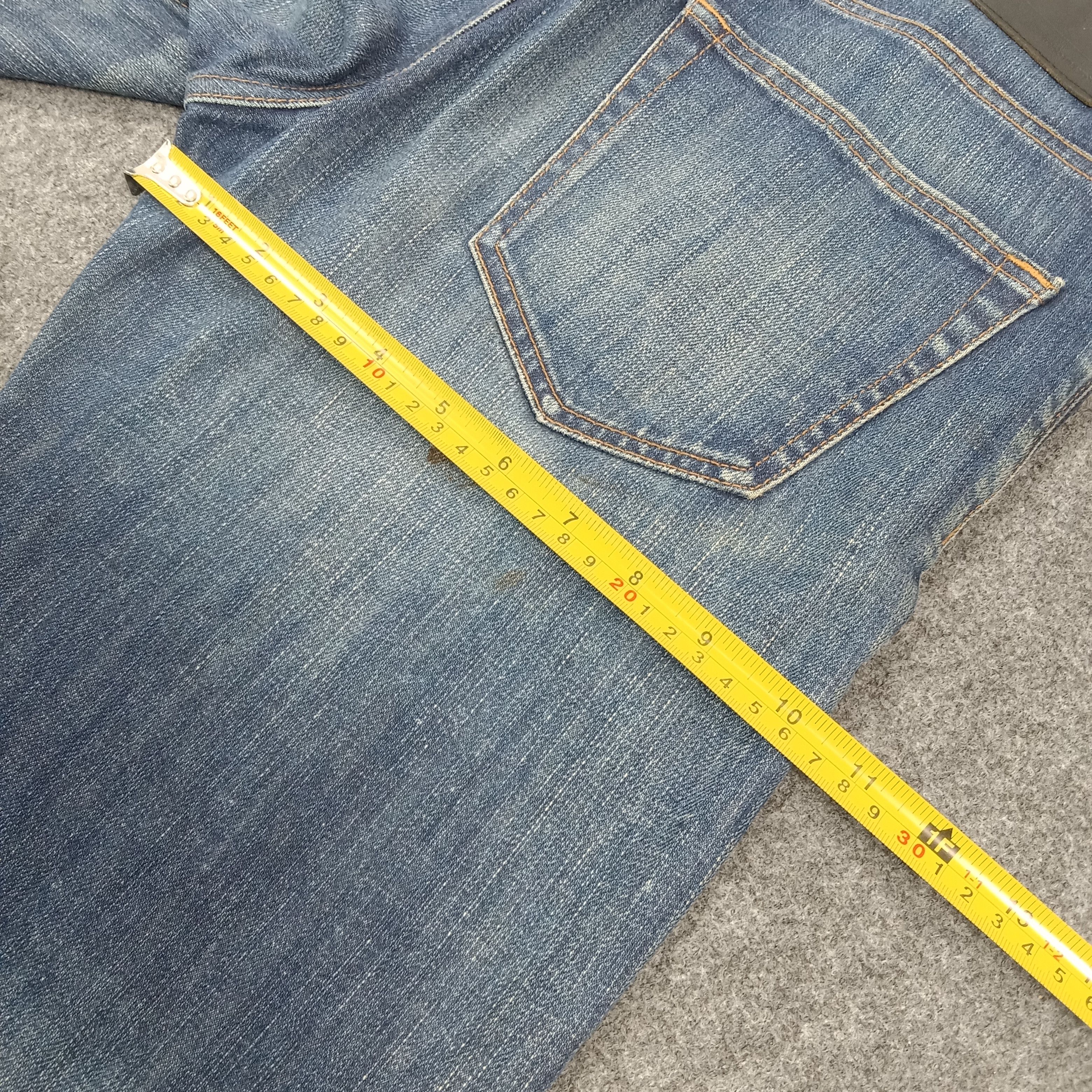 Uniqlo Uniqlo Undercover UU Slim Straight Denim Jeans C280N4 Size US 30 / EU 46 - 11 Thumbnail