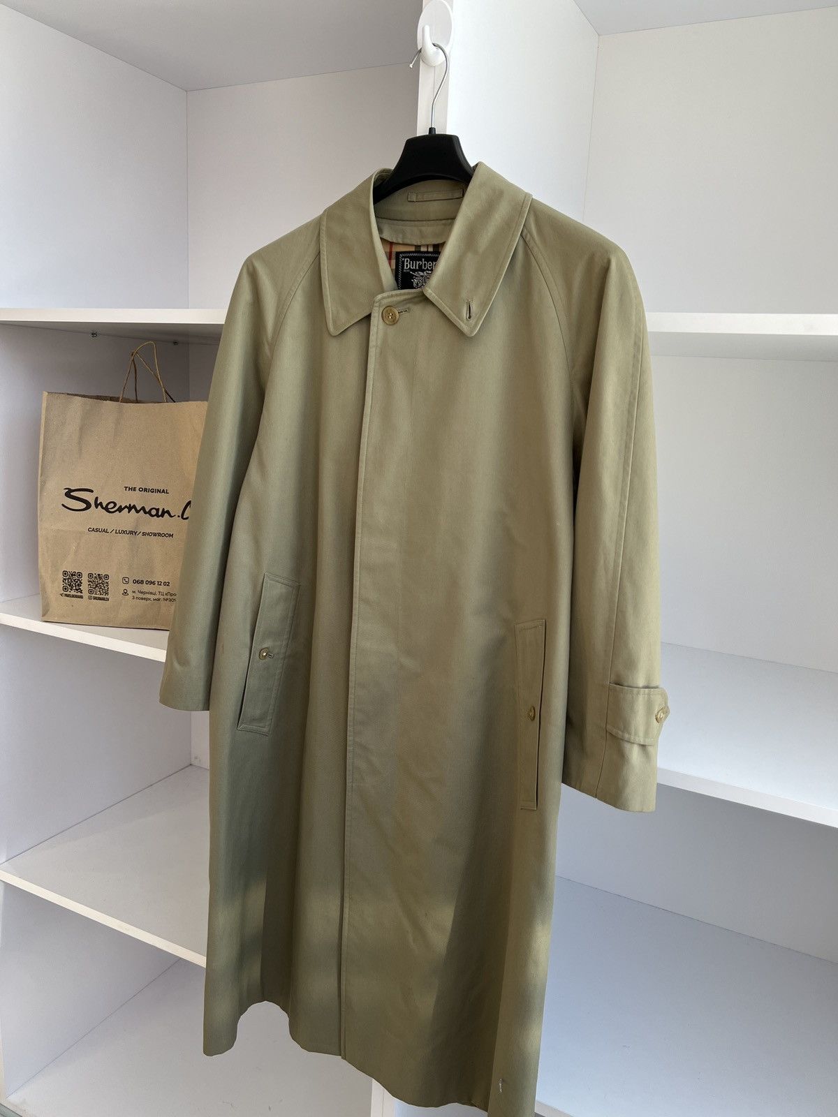 Burberry × Vintage Vintage Burberry trench coat old money style Size US L / EU 52-54 / 3 - 4 Thumbnail