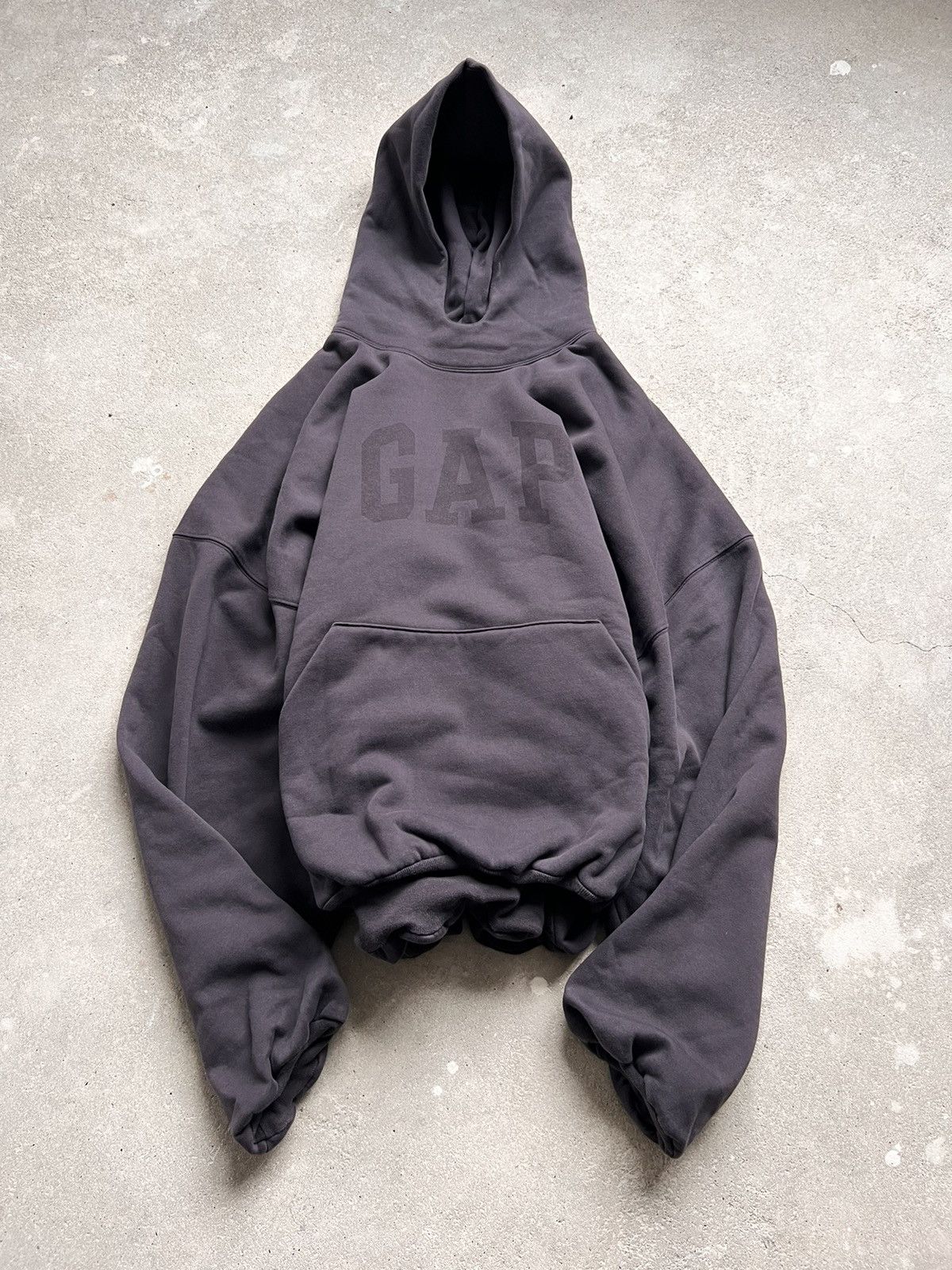 Balenciaga × Gap × Yeezy Yeezy Gap Dove Hoodie Dark Grey Size US XL / EU 56 / 4 - 5 Thumbnail