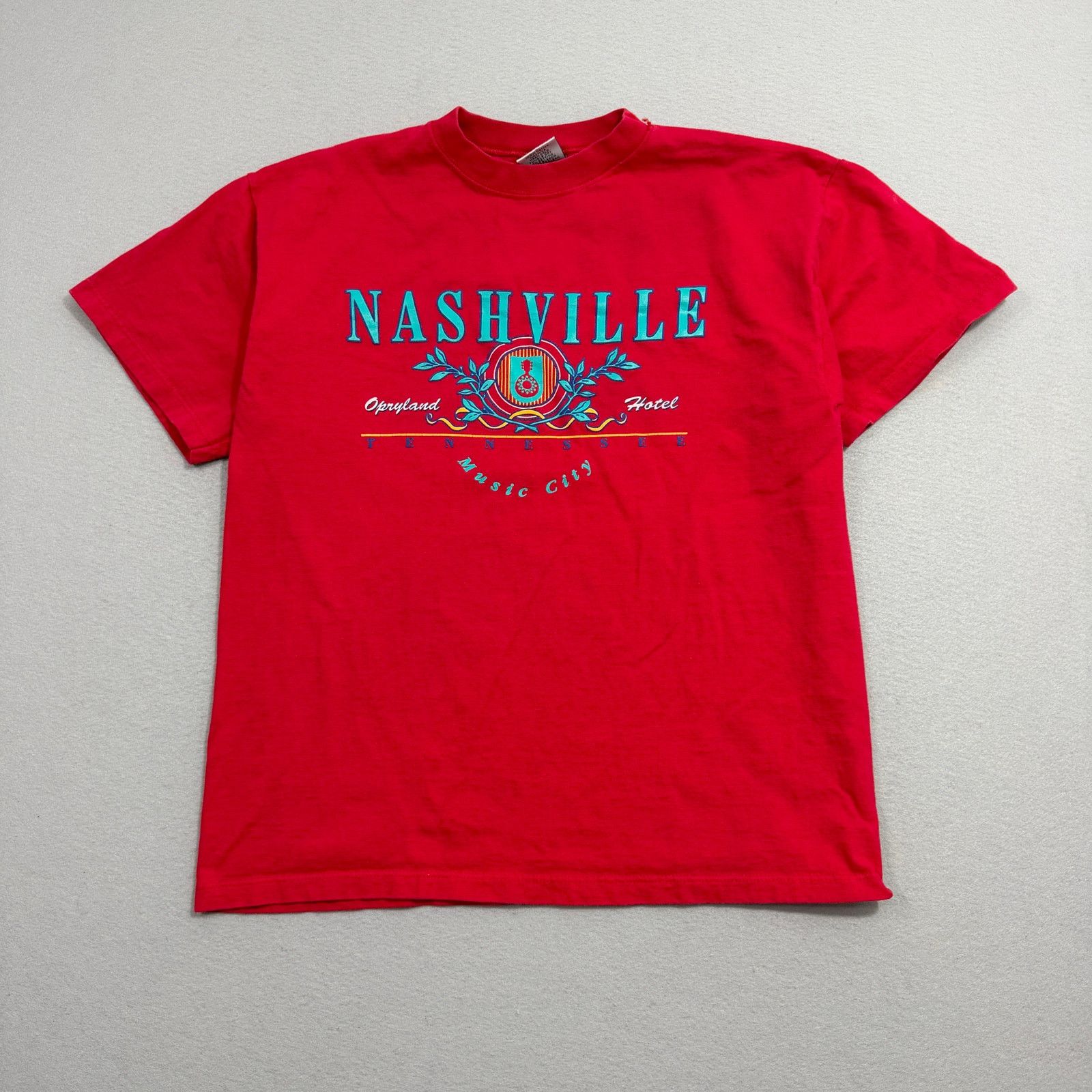 Vintage Vintage Nashville Tennessee Music City Shirt Large Red 90s Size US L / EU 52-54 / 3 - 1 Thumbnail
