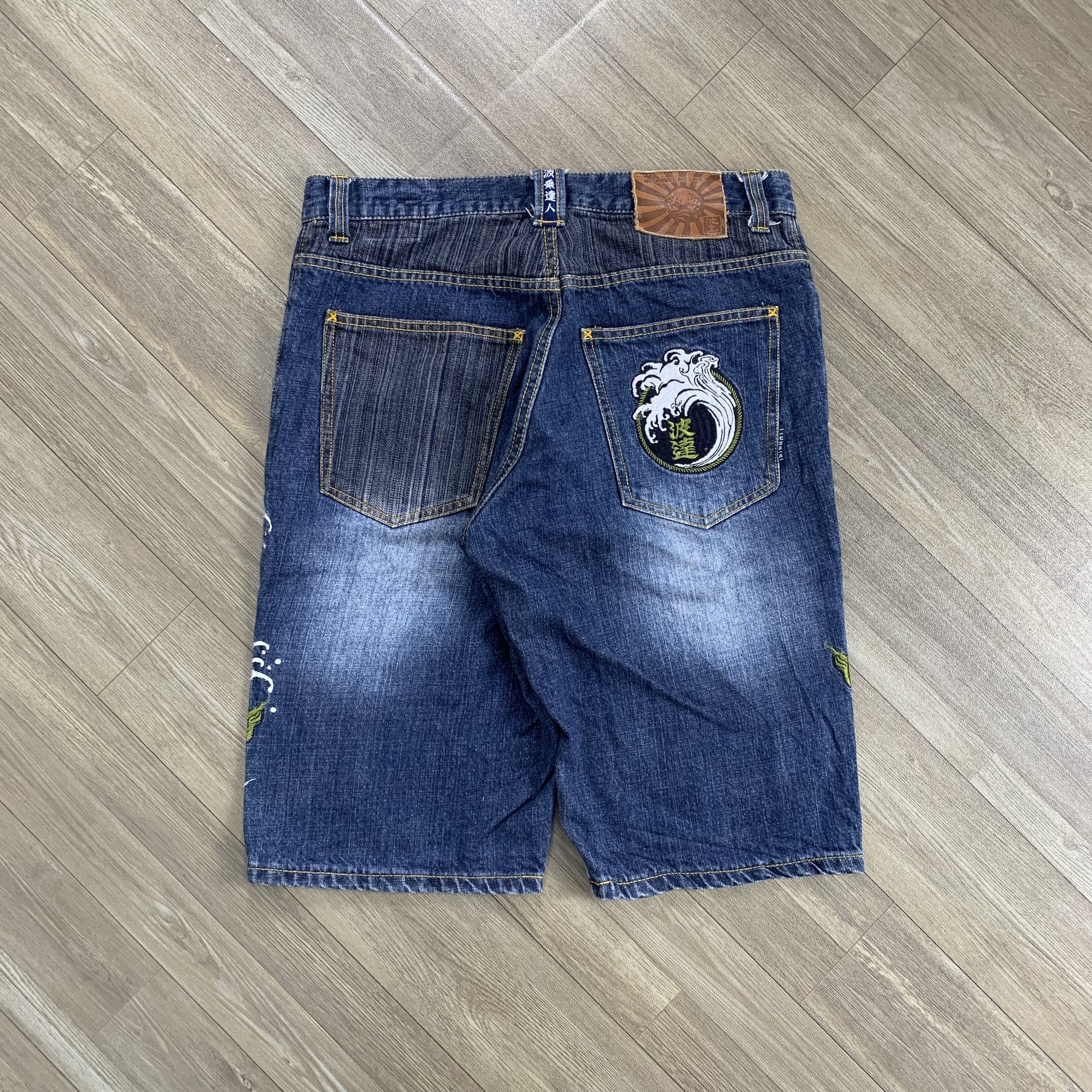 Karakuri Tamashii Naminoritajsujin Karakuri Embrodiery Jorts Denim Pants Size US 32 / EU 48 - 8 Thumbnail