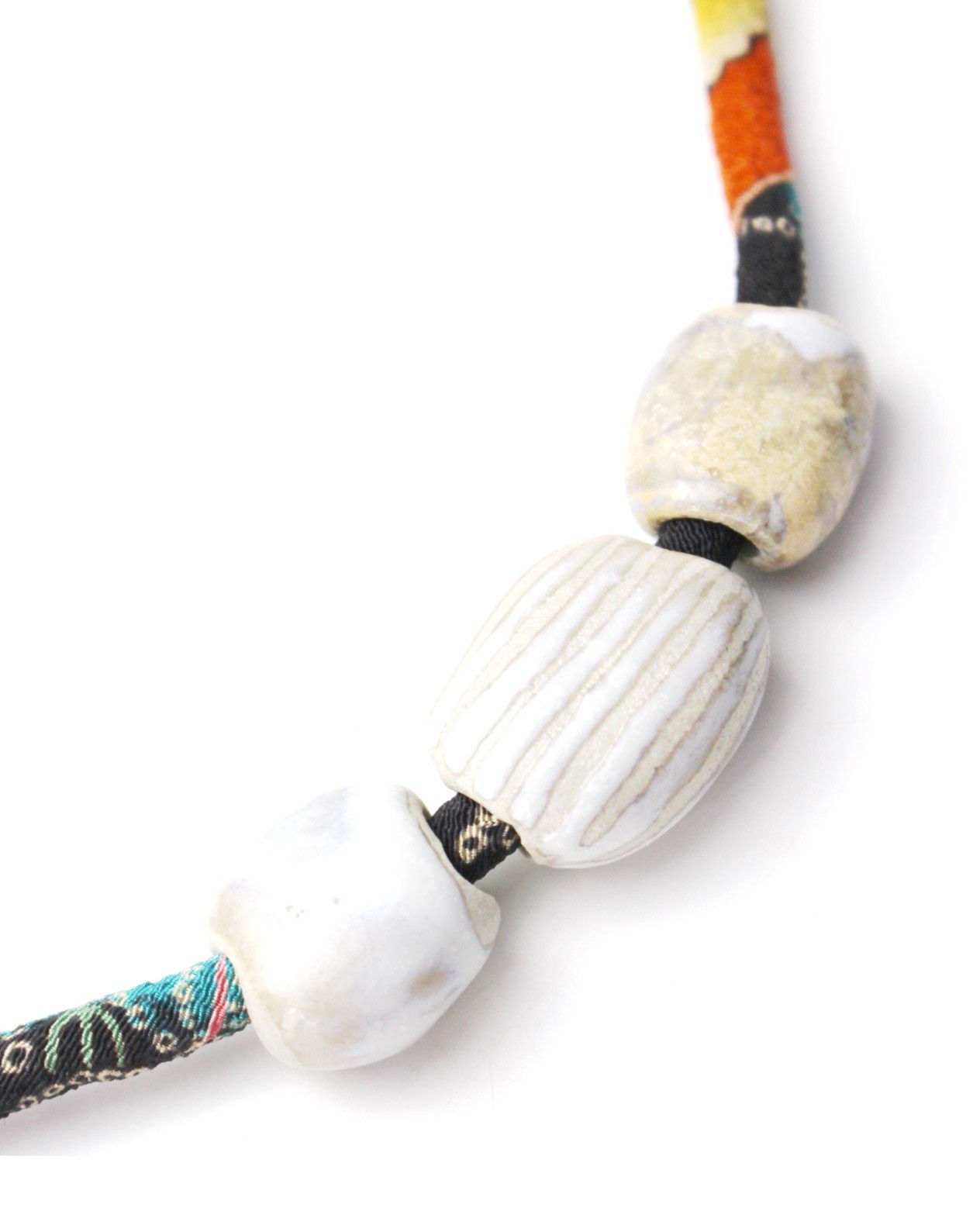Vintage 2000S JAPANESE HANDCRAFTED GEMSTONE NECKLACE – KIMONO FABRIC Size ONE SIZE - 4 Thumbnail