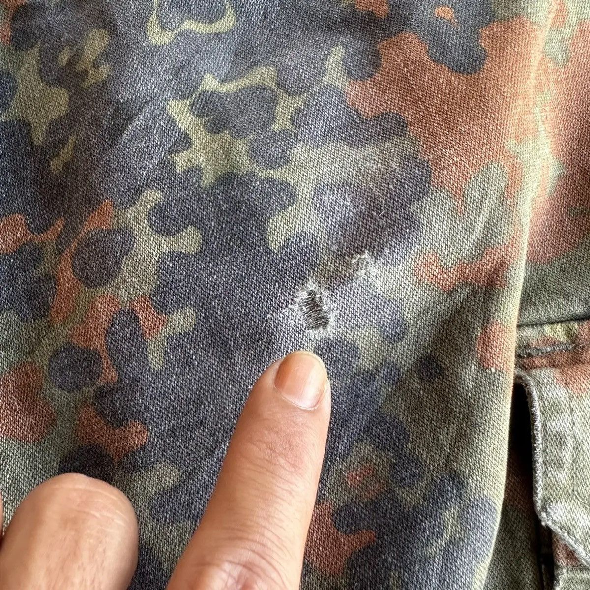 GmbH 90’s Vintage H.WINNEN GMBH German Military Camo Ankle Pants Size US 29 - 11 Thumbnail