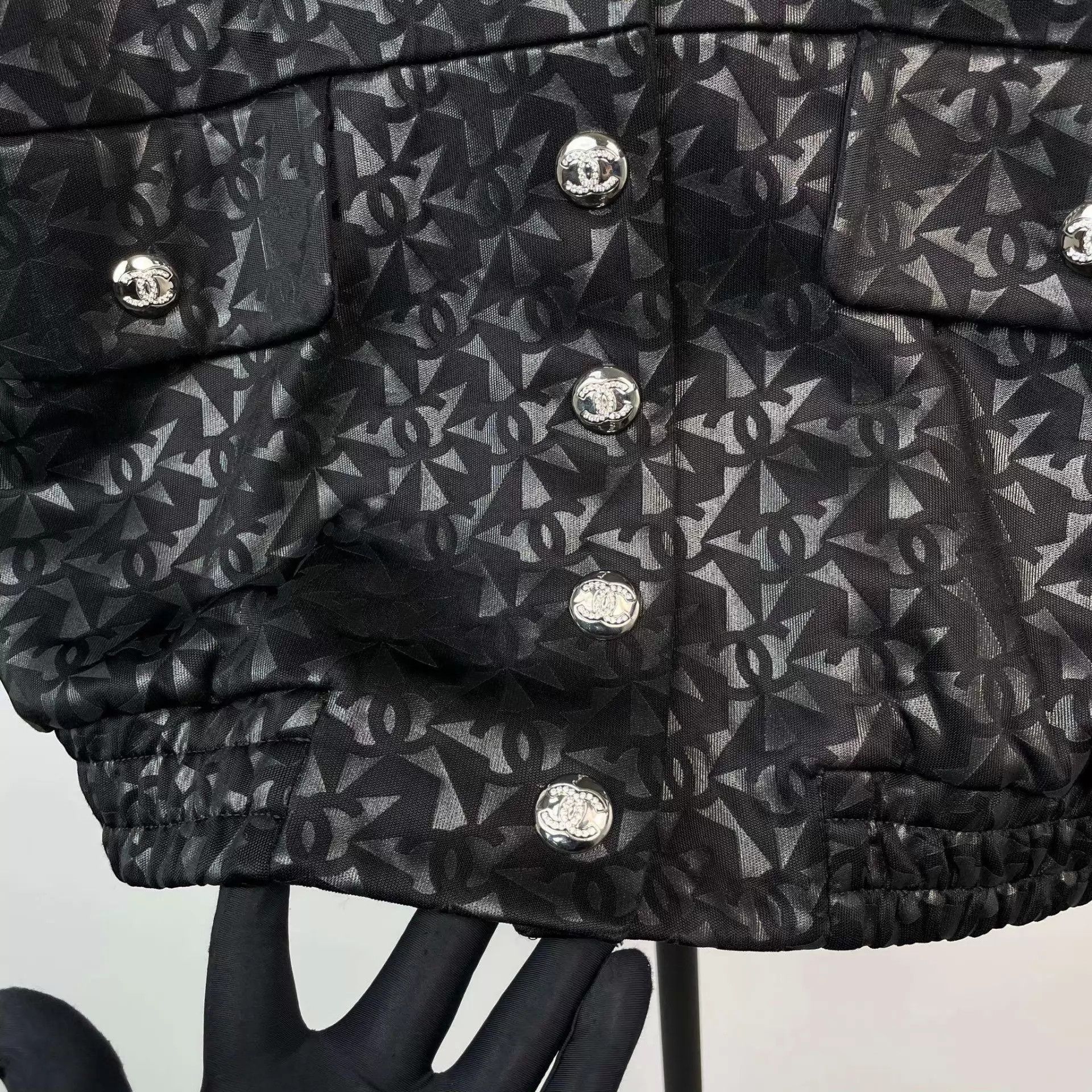 Chanel Chanel Coco Neige Black Crystal-Buttoned Hooded Jkt 36 New Size XS / US 0-2 / IT 36-38 - 6 Thumbnail