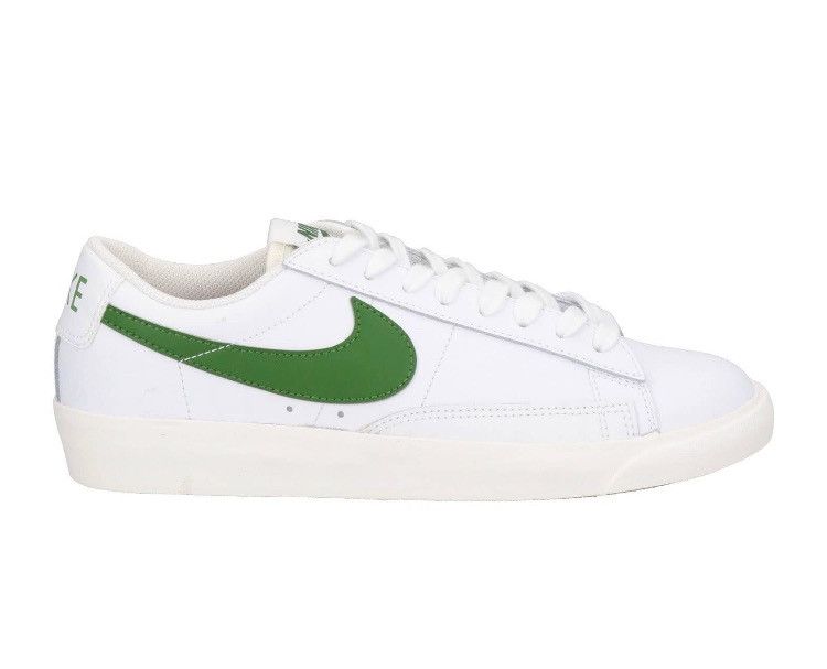 image of Nike Blazer Low Leather Shoes in White, Men's (Size 9.5)