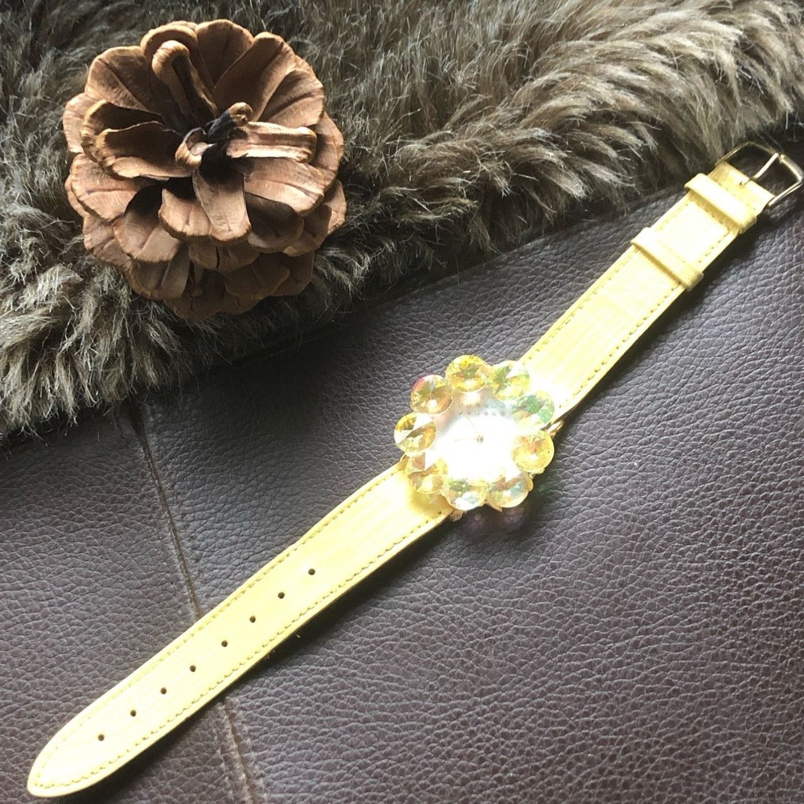 Vintage Vintage 80s ladies Cheval lemon rivoli leather band wat Size ONE SIZE - 3 Thumbnail