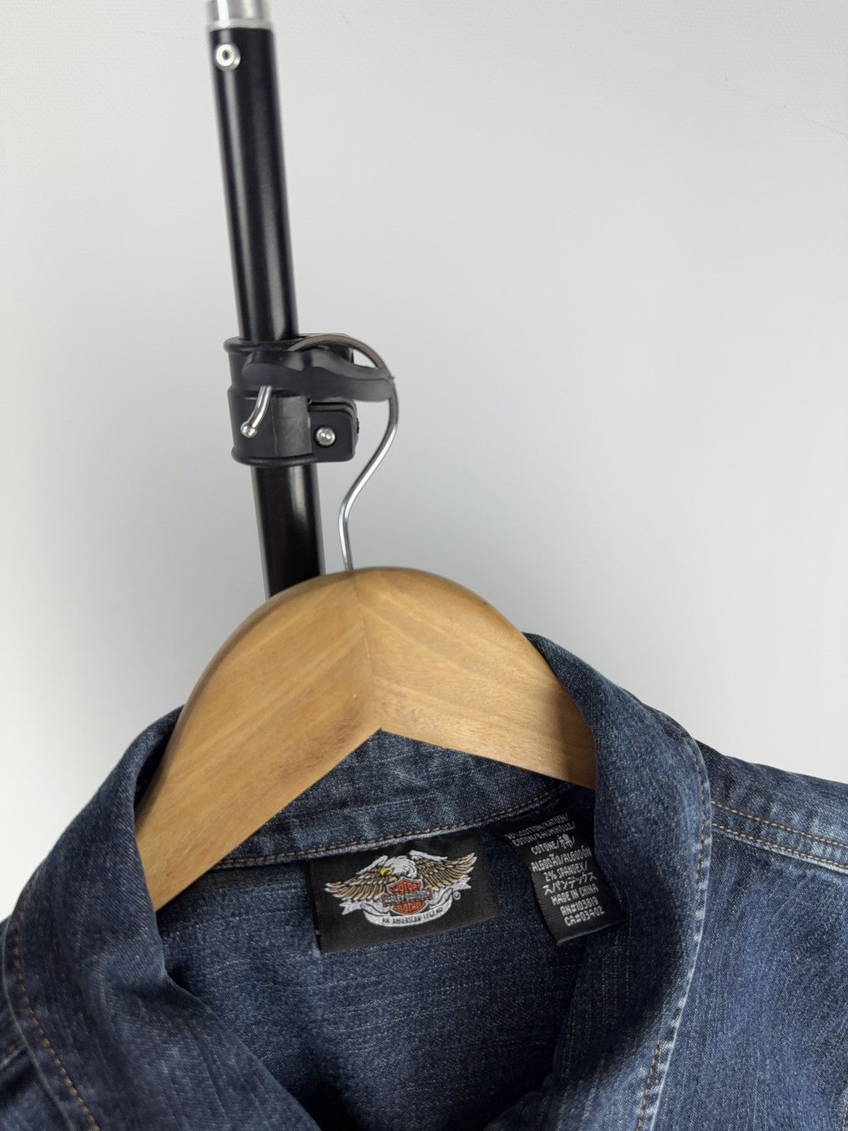 Harley Davidson 00s Harley-Davidson Studded Eagle Denim Jacket Women’s M Size M / US 6-8 / IT 42-44 - 6 Thumbnail