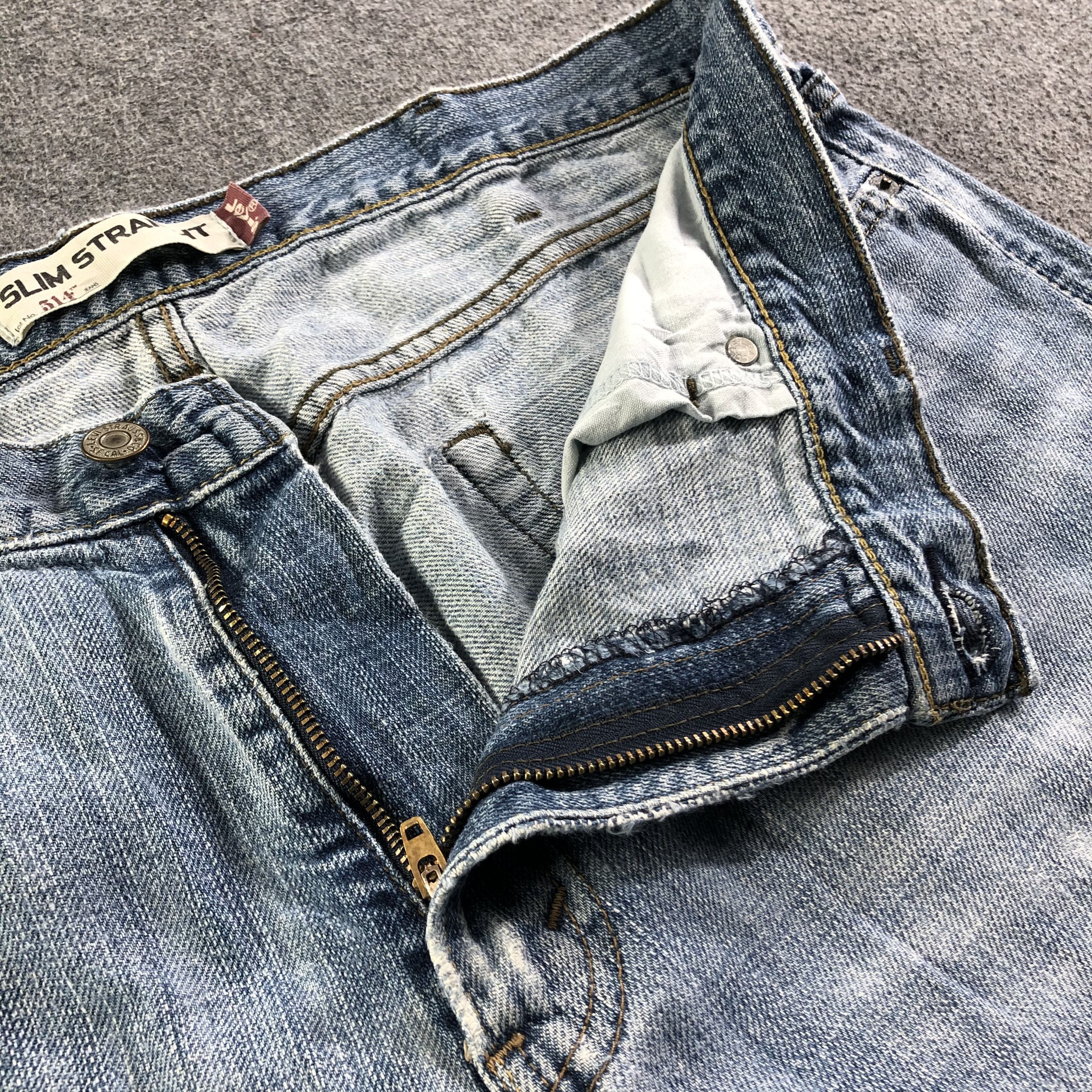 Levi's Vintage Blue Wash Levis 514 Jeans-J3504 Size US 39 - 9 Thumbnail