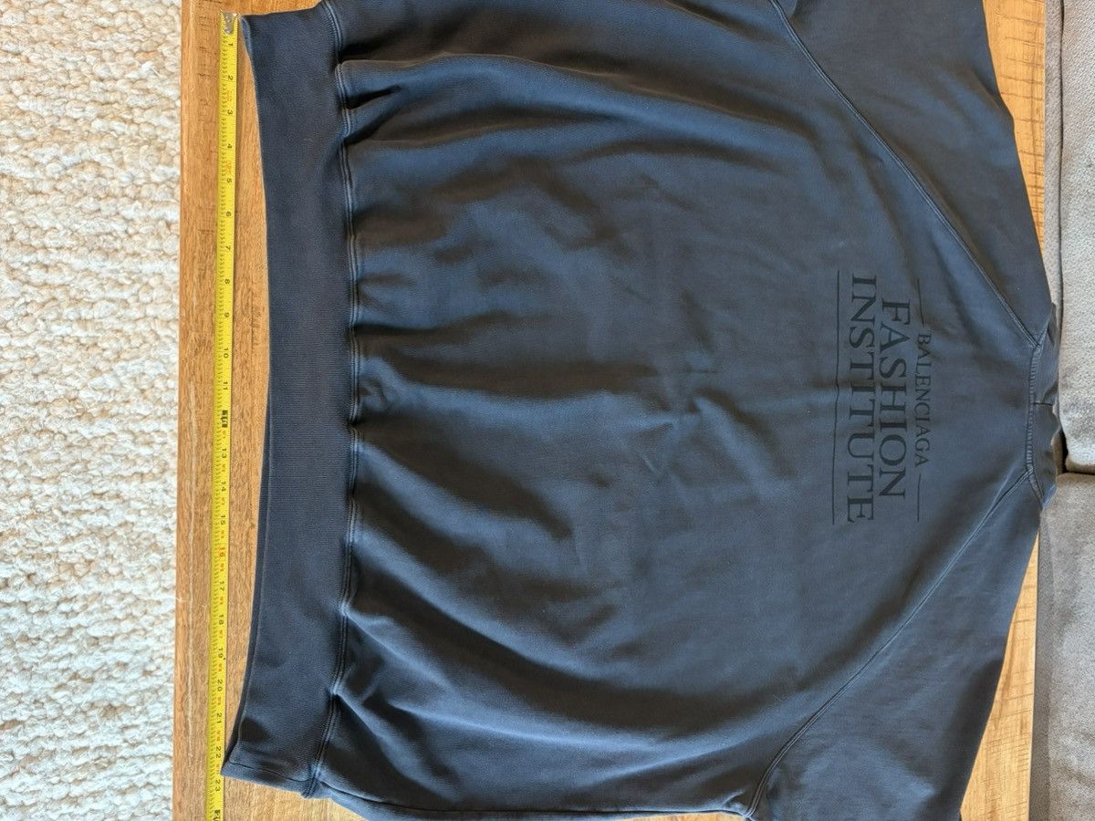 Balenciaga Balenciaga Fashion Institute Hoodie Size US XXL / EU 58 / 5 - 7 Thumbnail