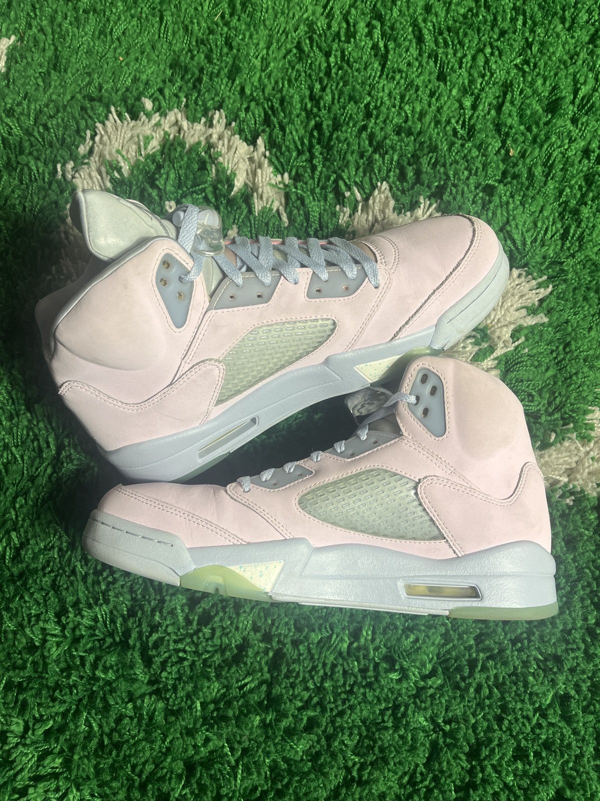 Jordan Brand AirJordan 5 Retro Easter Size US 9.5 / EU 42-43 - 5 Thumbnail
