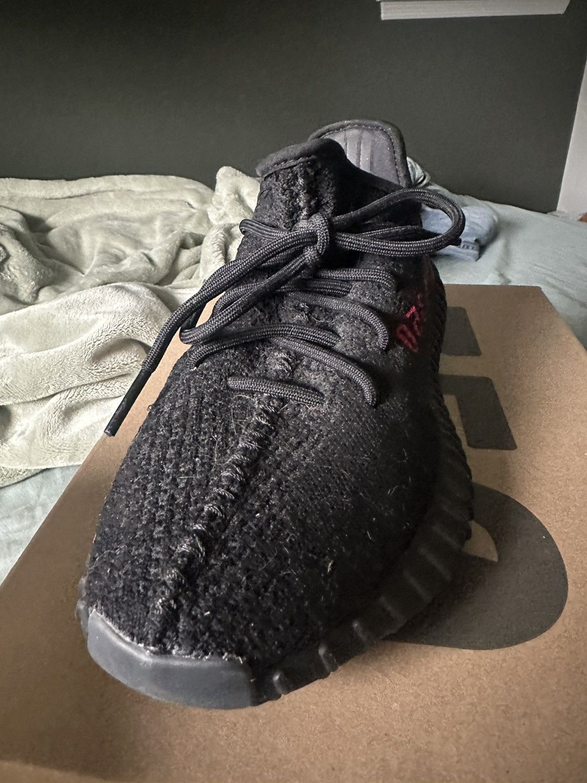 Adidas × Kanye West × Yeezy 2022 Adidas Yeezy 350 V2 B/RED Size US 9 / EU 42 - 4 Thumbnail