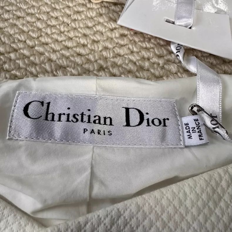 Dior Dior Beige double-breasted one-shoulder dress 2504-Nextarro Size XS / US 0-2 / IT 36-38 - 3 Thumbnail