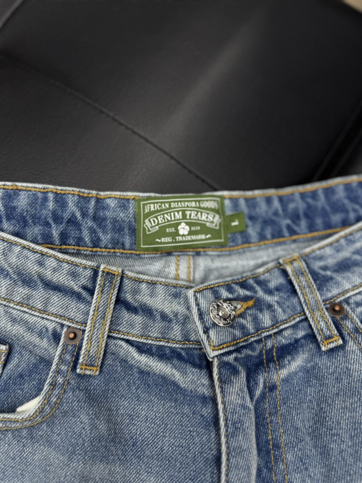 DENIM TEARS Denim Tears Cotton Wreath 2025 Shorts Size Large Blue (NEW) Size US 33 - 6 Thumbnail