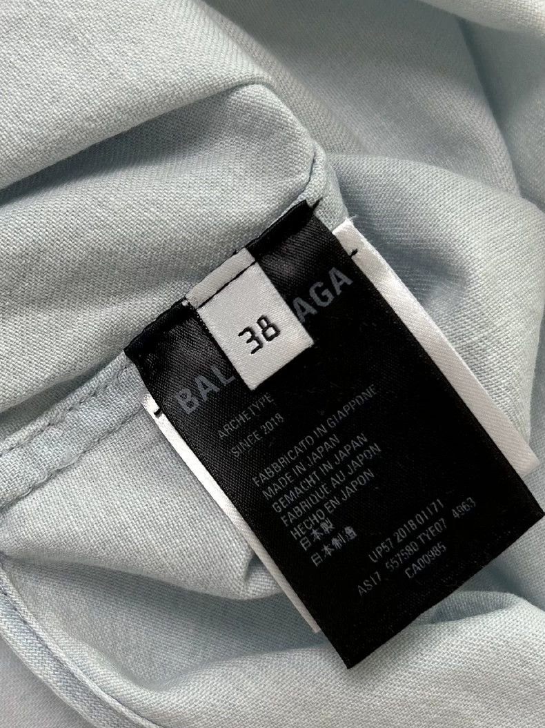 Balenciaga Balenciaga size 38 denim jacket Size M / US 6-8 / IT 42-44 - 4 Thumbnail