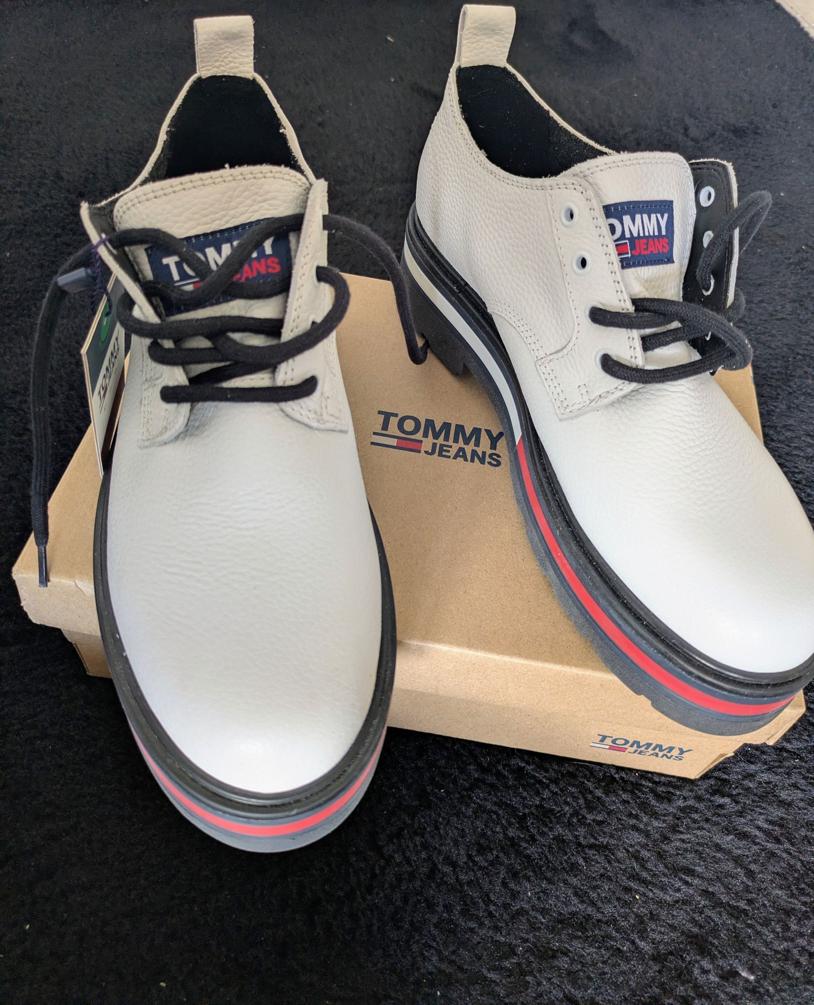 Tommy Hilfiger Chaussures blanches vintage Tommy Hilfiger Size US 11 / IT 41 - 2 Thumbnail